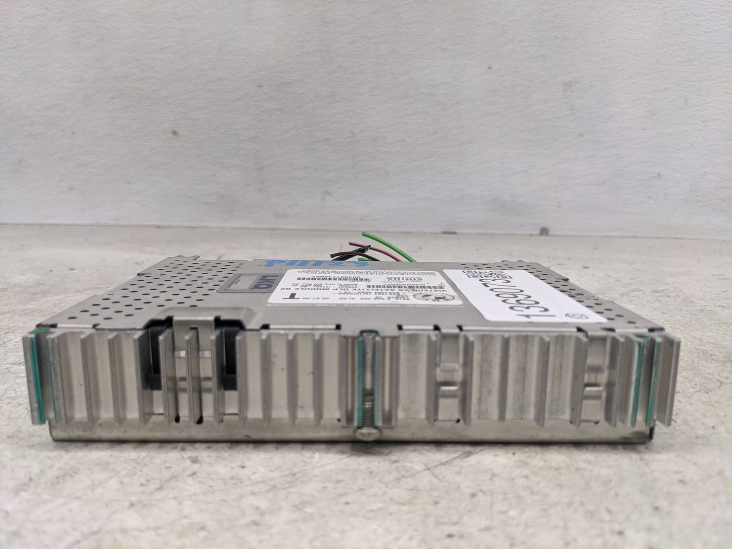 2006 Bmw 750i Radio AM FM Cd Player Receiver Replacement P/N:6512 6 948 064 Fits OEM Used Auto Parts - Oemusedautoparts1.com