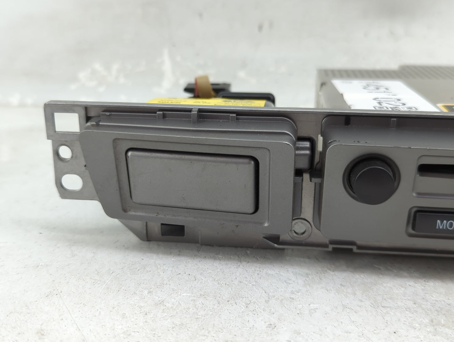 2006-2008 Bmw 750i Radio AM FM Cd Player Receiver Replacement P/N:6952345 6952346 Fits Fits 2006 2007 2008 OEM Used Auto Par