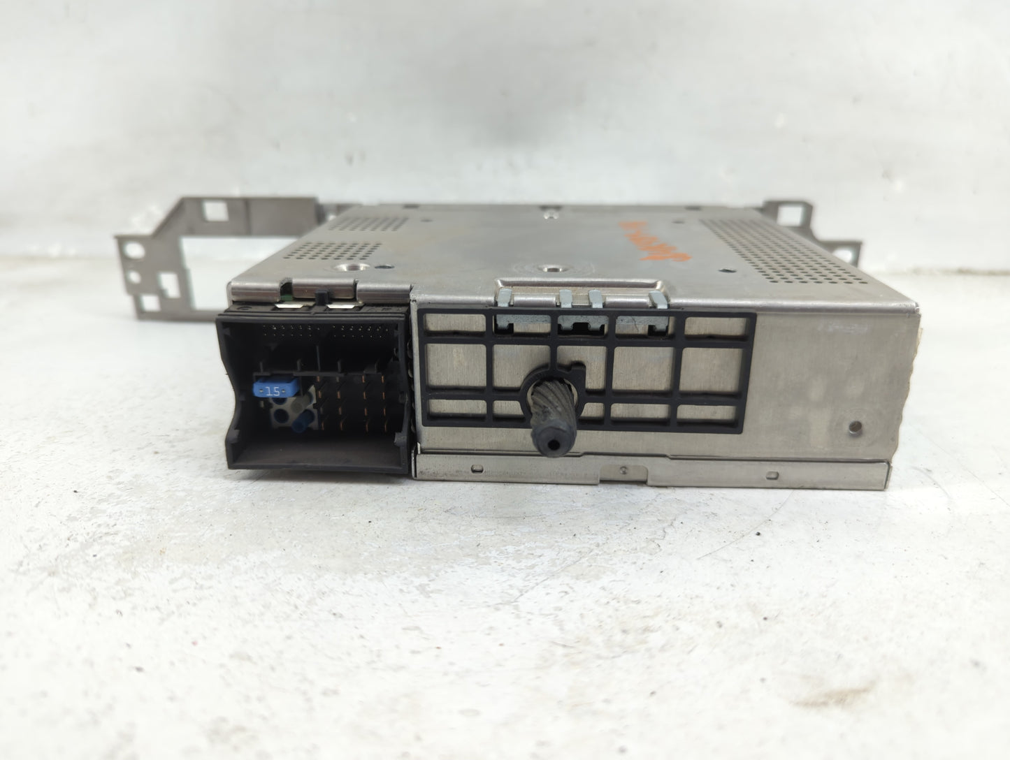 2006-2008 Bmw 750i Radio AM FM Cd Player Receiver Replacement P/N:9 150 992 Fits Fits 2006 2007 2008 OEM Used Auto Parts - O