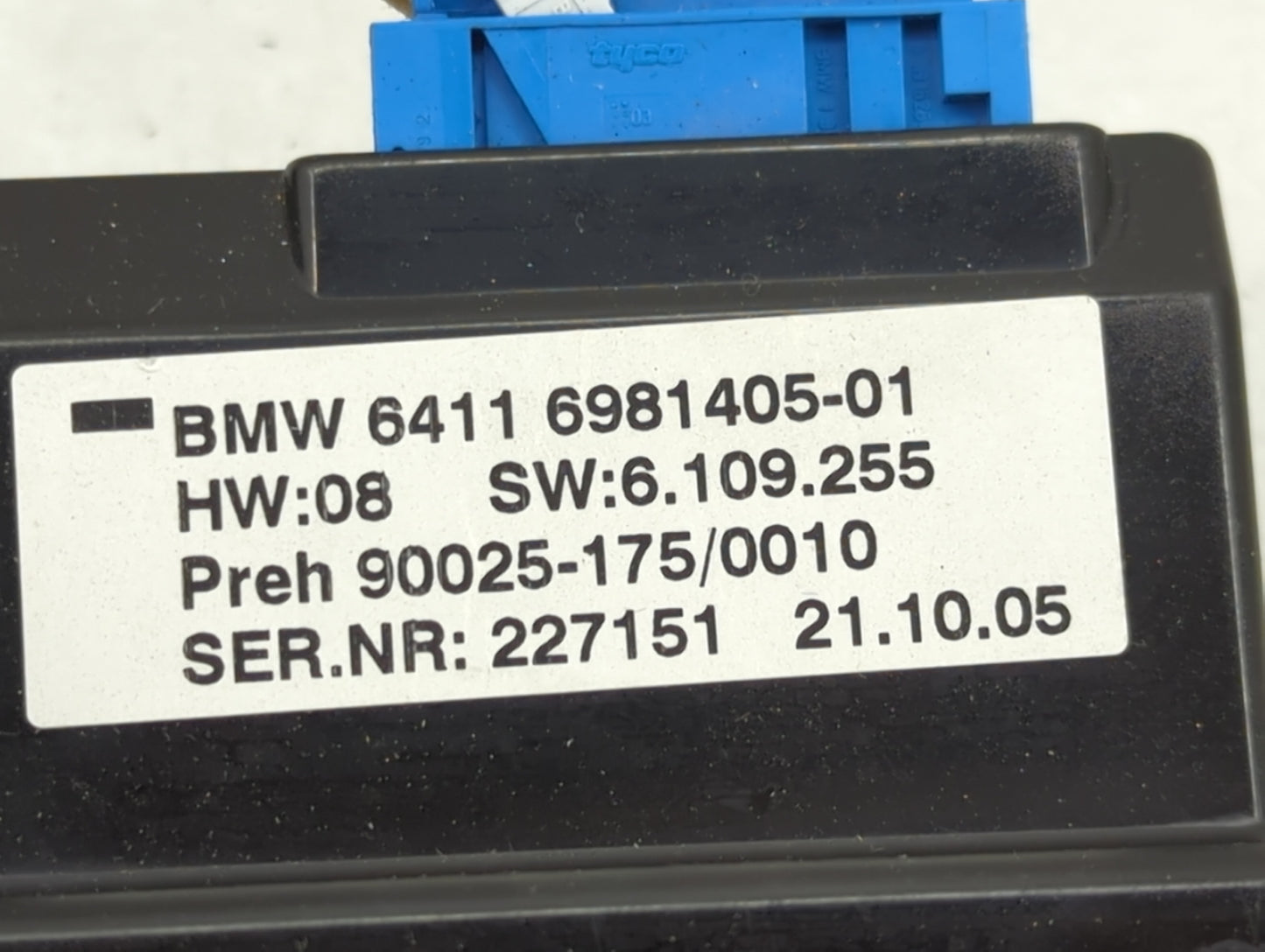 2006-2008 Bmw 750i Climate Control Module Temperature AC/Heater Replacement P/N:6981405-01 Fits Fits 2006 2007 2008 OEM Used