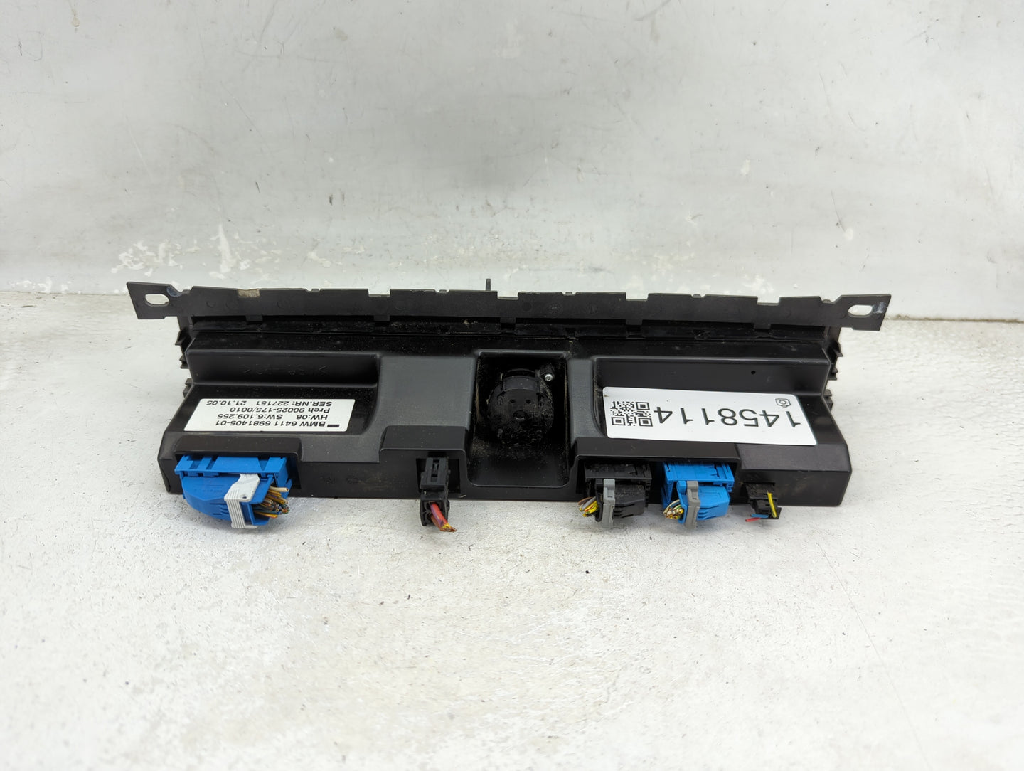 2006-2008 Bmw 750i Climate Control Module Temperature AC/Heater Replacement P/N:6981405-01 Fits Fits 2006 2007 2008 OEM Used