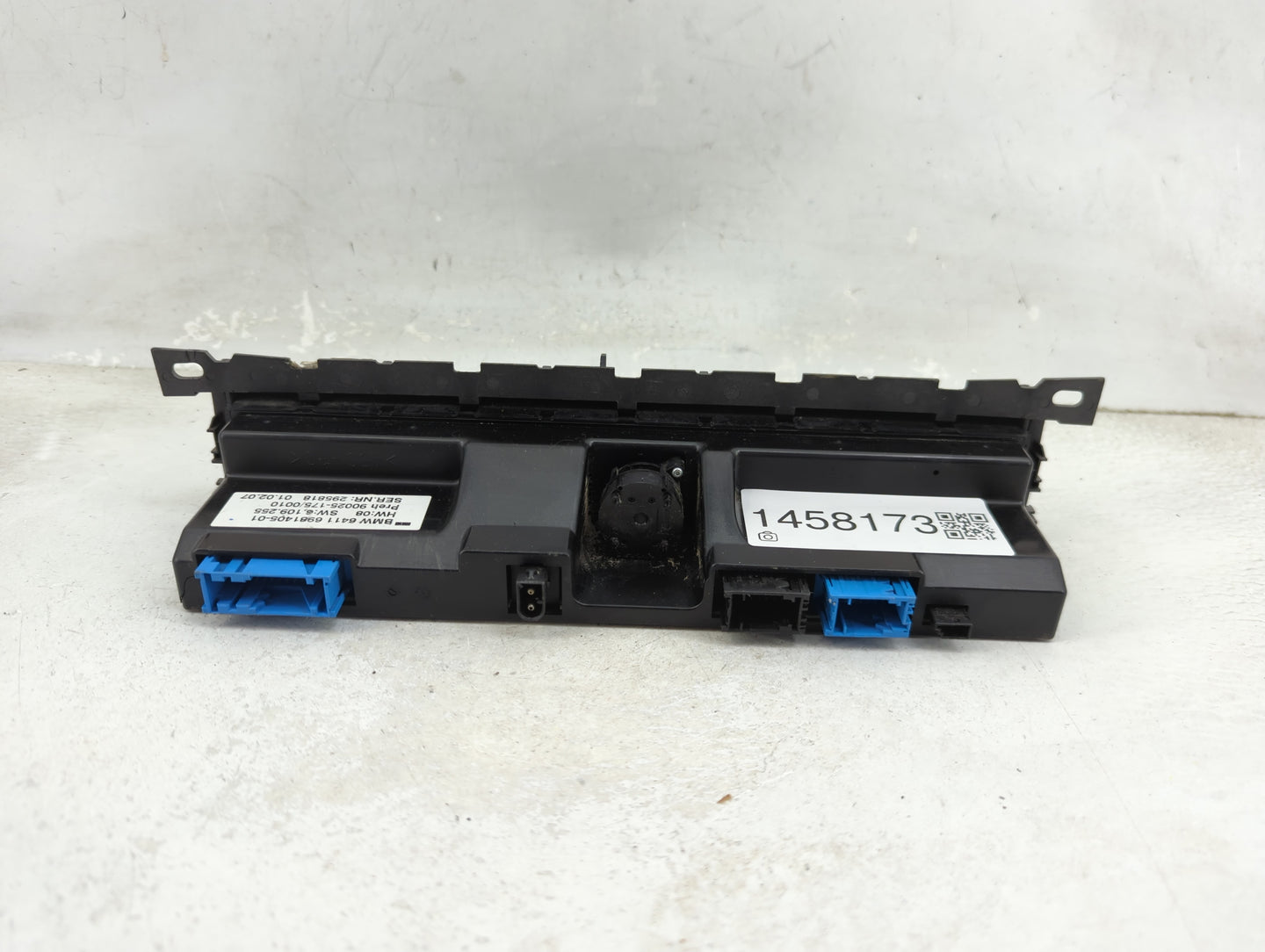 2006-2008 Bmw 750i Climate Control Module Temperature AC/Heater Replacement P/N:6981405-01 Fits Fits 2006 2007 2008 OEM Used
