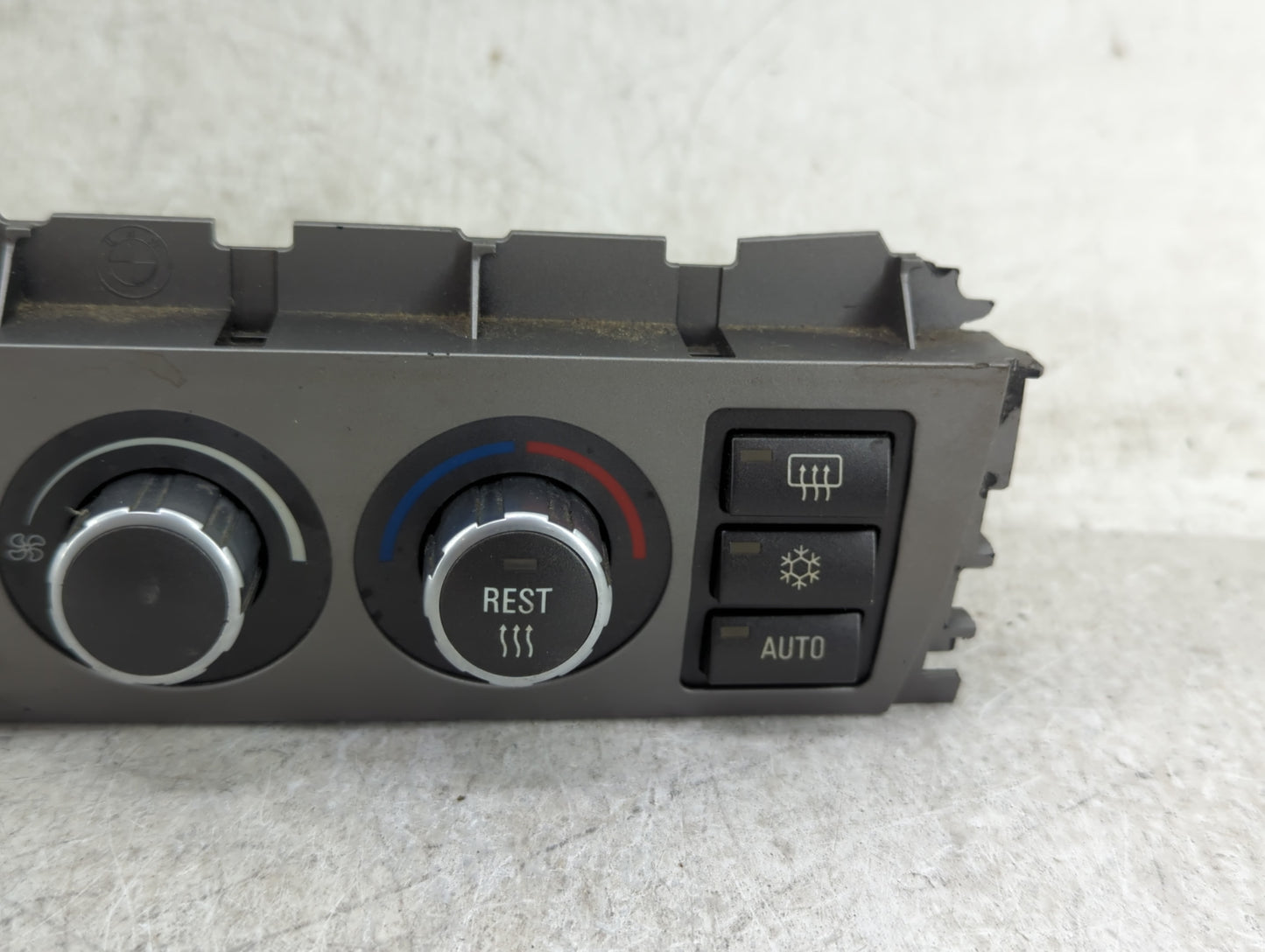 2006-2008 Bmw 750i Climate Control Module Temperature AC/Heater Replacement Fits Fits 2006 2007 2008 OEM Used Auto Parts - O