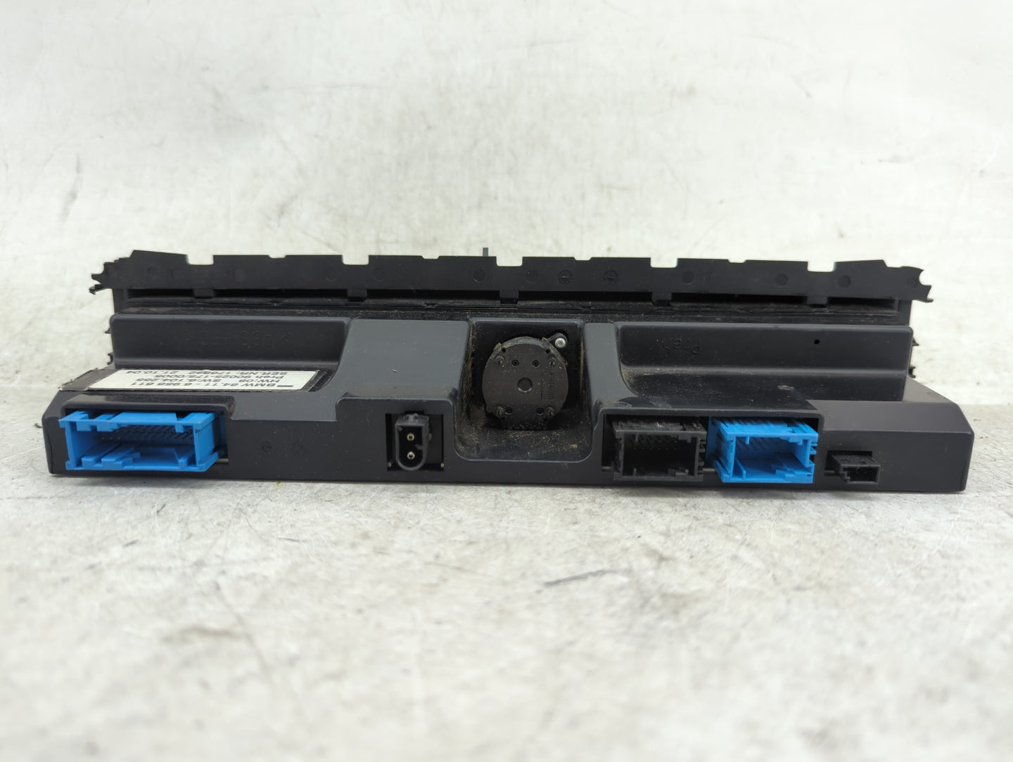 2006-2008 Bmw 750i Climate Control Module Temperature AC/Heater Replacement Fits Fits 2006 2007 2008 OEM Used Auto Parts - O