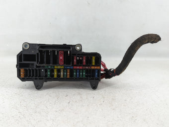 compare product 2006-2008 Bmw 750i Fusebox Fuse Box Panel Relay Module P/N:6113 6 900 583 Fits Fits 2002 2003 2004 2005 2006 2007 2008 OEM Used Auto Parts