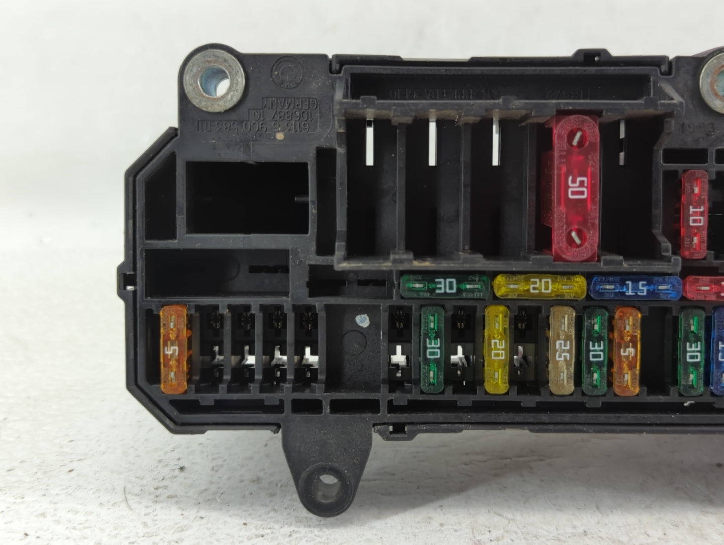 2006-2008 Bmw 750i Fusebox Fuse Box Panel Relay Module P/N:6113 6 900 583 Fits Fits 2002 2003 2004 2005 2006 2007 2008 OEM U
