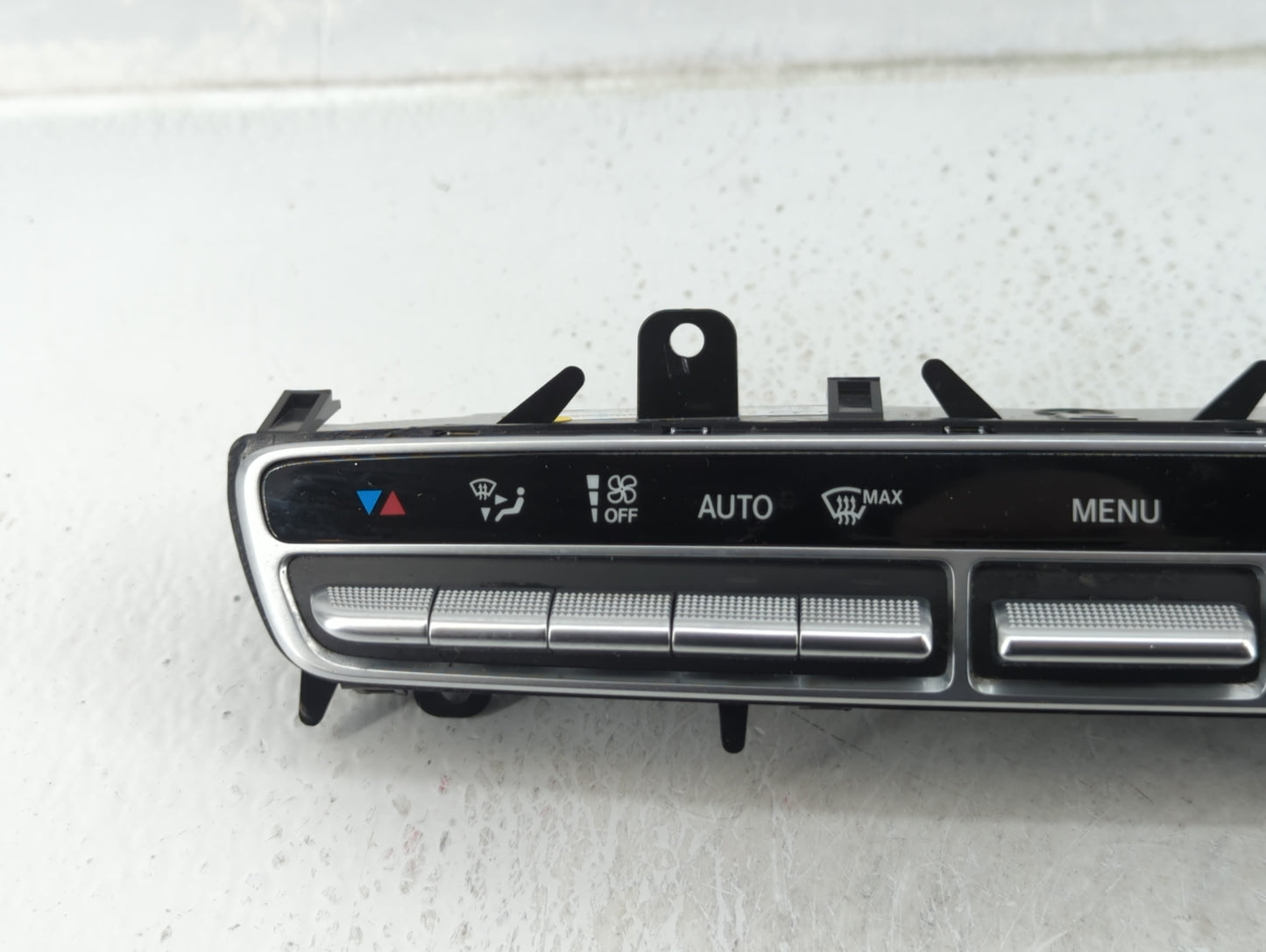 2006-2008 Bmw 750i Climate Control Module Temperature AC/Heater Replacement P/N:A 205 905 47 06 Fits Fits 2006 2007 2008 OEM