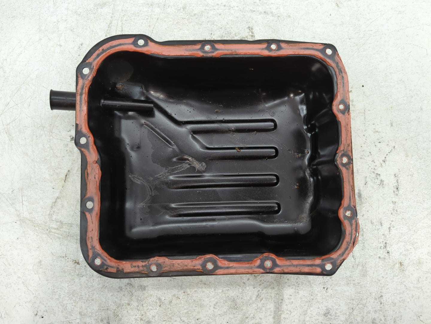 2006-2008 Bmw 750i Engine Oil Pan Fits Fits 2006 2007 2008 OEM Used Auto Parts - Oemusedautoparts1.com
