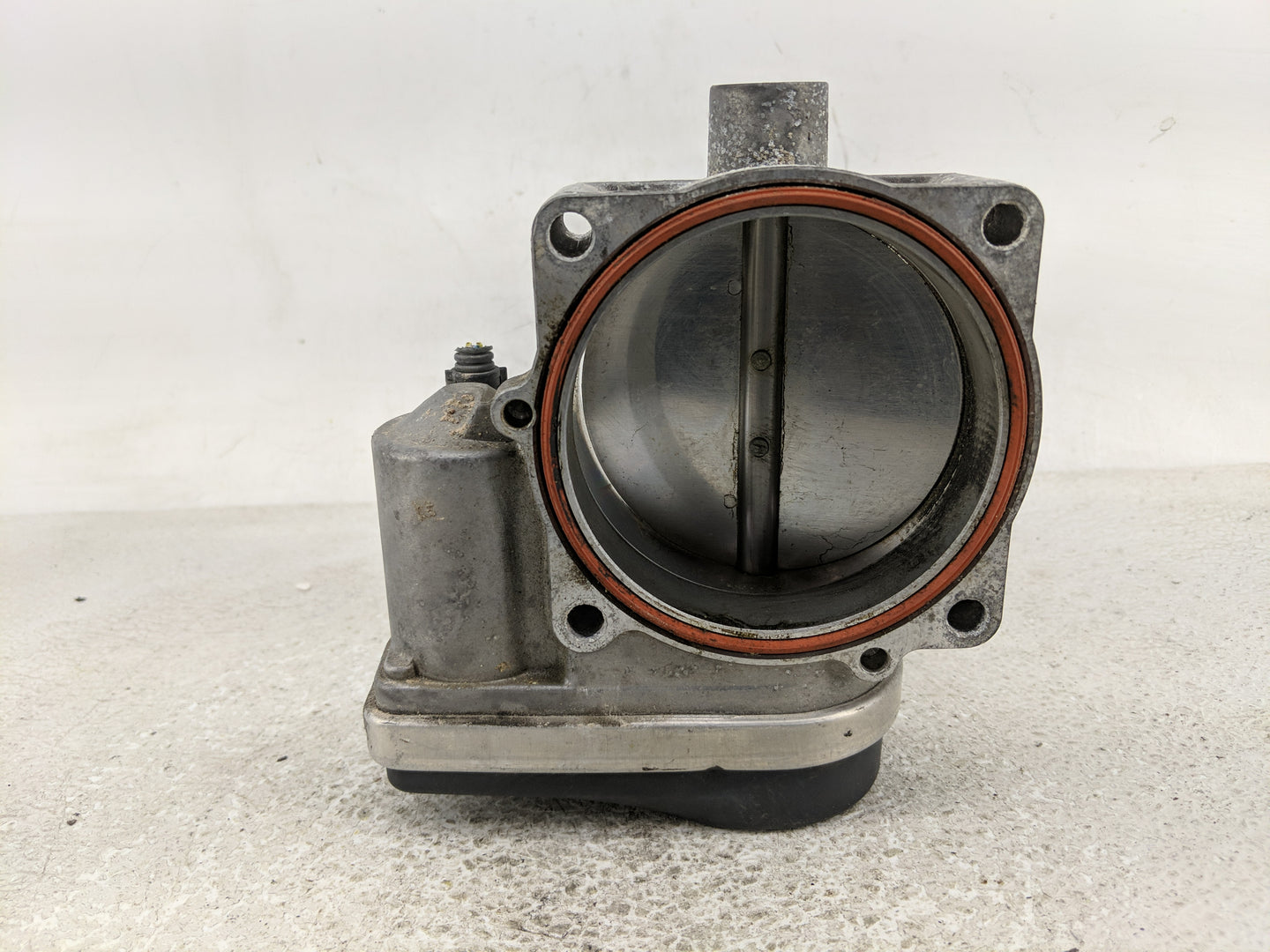 2006 Bmw 750li Throttle Body P/N:1354 7 535 308 A2C53063524 Fits Fits 2007 2008 2009 2010 OEM Used Auto Parts - Oemusedautop