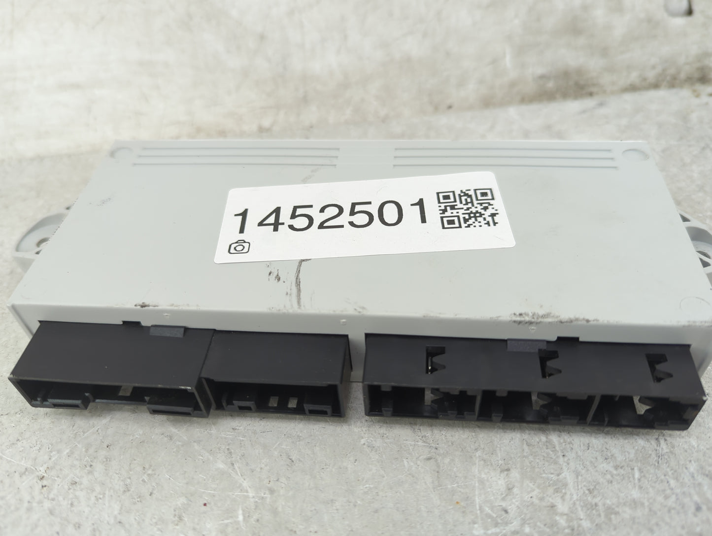 Bmw 750li Door Control Module 6135696414 - Oemusedautoparts1.com