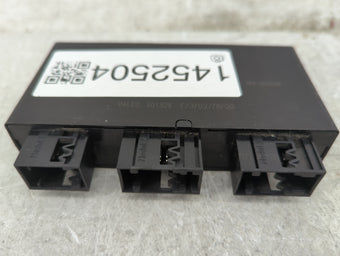 compare product Bmw 750li Body Control Module Bcm Inner Cabin Fuse Box 601.929