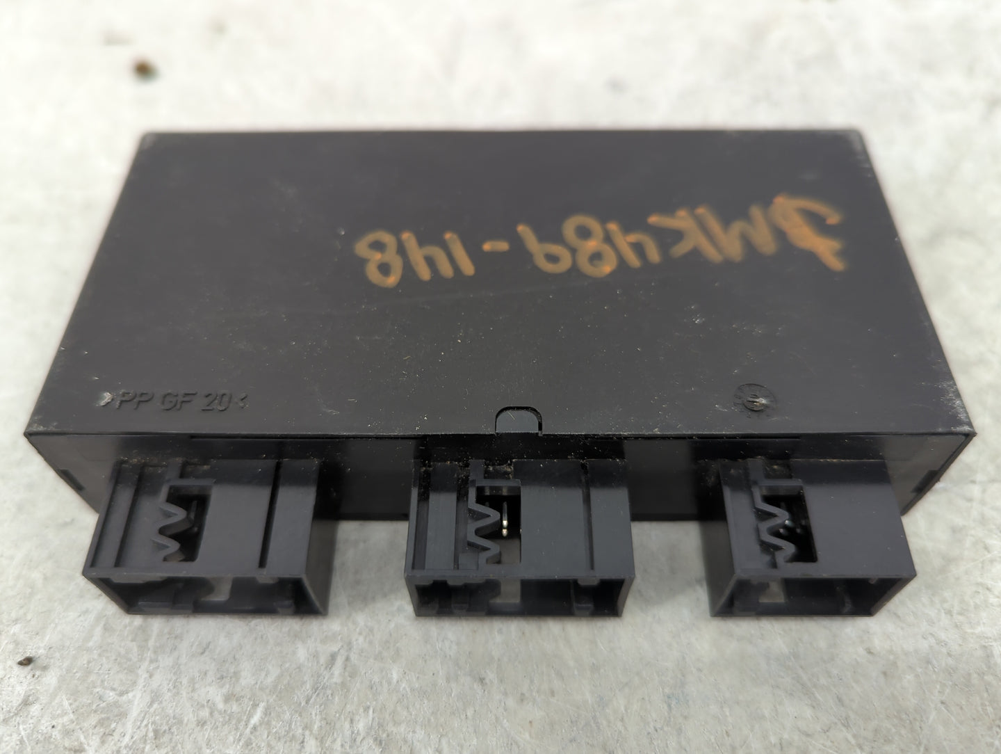 Bmw 750li Body Control Module Bcm Inner Cabin Fuse Box 601.929 - Oemusedautoparts1.com