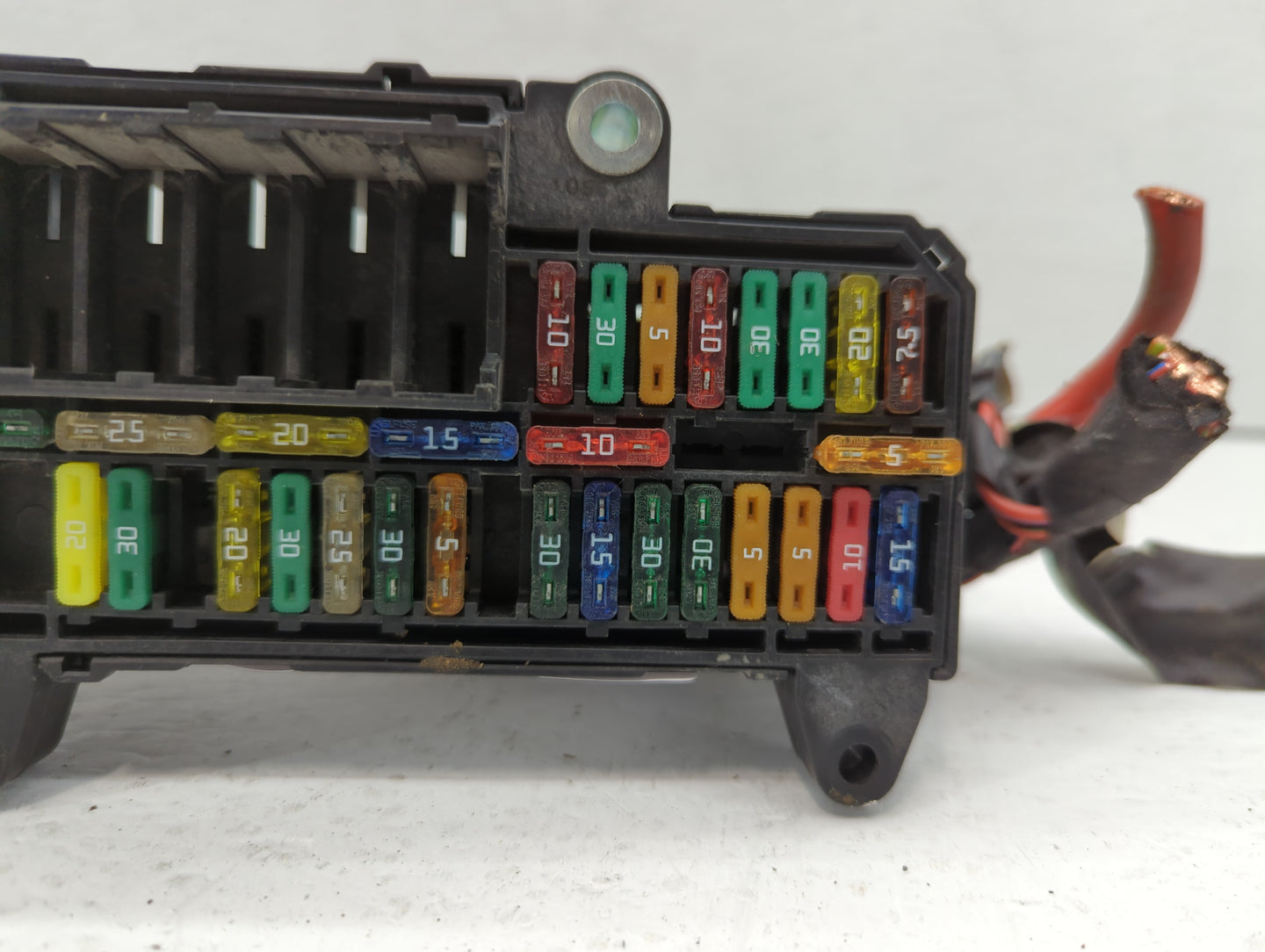 2006 Bmw 750li Fusebox Fuse Box Panel Relay Module P/N:6113 6 900 583 Fits Fits 2002 2003 2004 2005 2007 2008 OEM Used Auto 