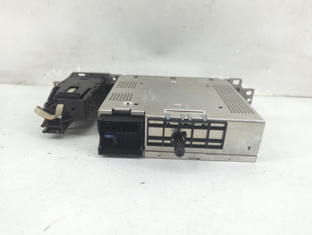 2006 Bmw 750li Radio AM FM Cd Player Receiver Replacement P/N:6925812 6925813 Fits Fits 2007 2008 OEM Used Auto Parts - Oemu