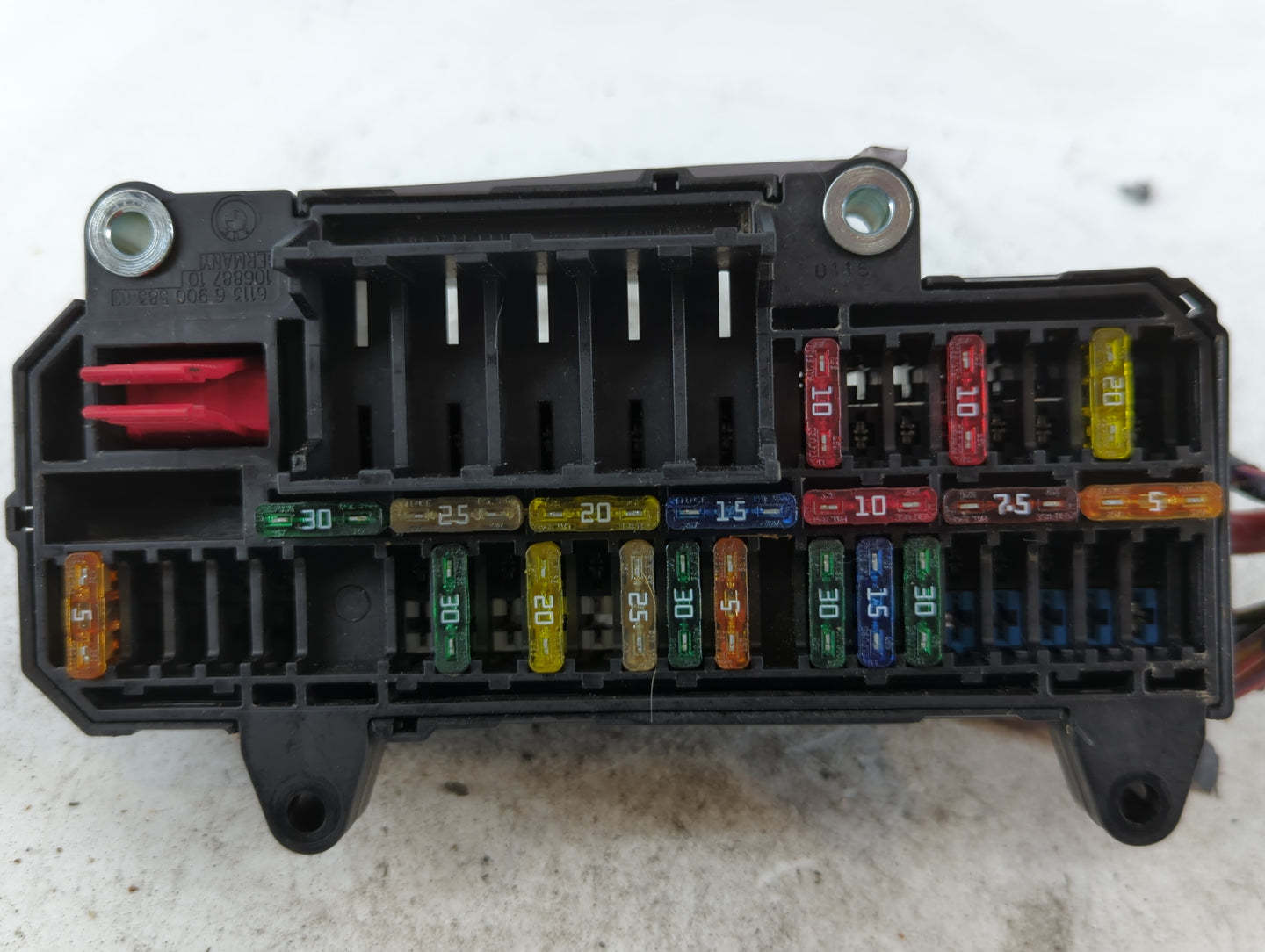 2006 Bmw 7 Series Fusebox Fuse Box Panel Relay Module P/N:106887 10 6113 6 900 583-0 Fits Fits 2002 2003 2004 2005 2007 2008