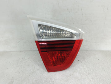 2004-2006 Bmw M3 Tail Light Assembly Driver Left OEM P/N:1090028 Fits Fits 2004 2005 2006 OEM Used Auto Parts - Oemusedautop