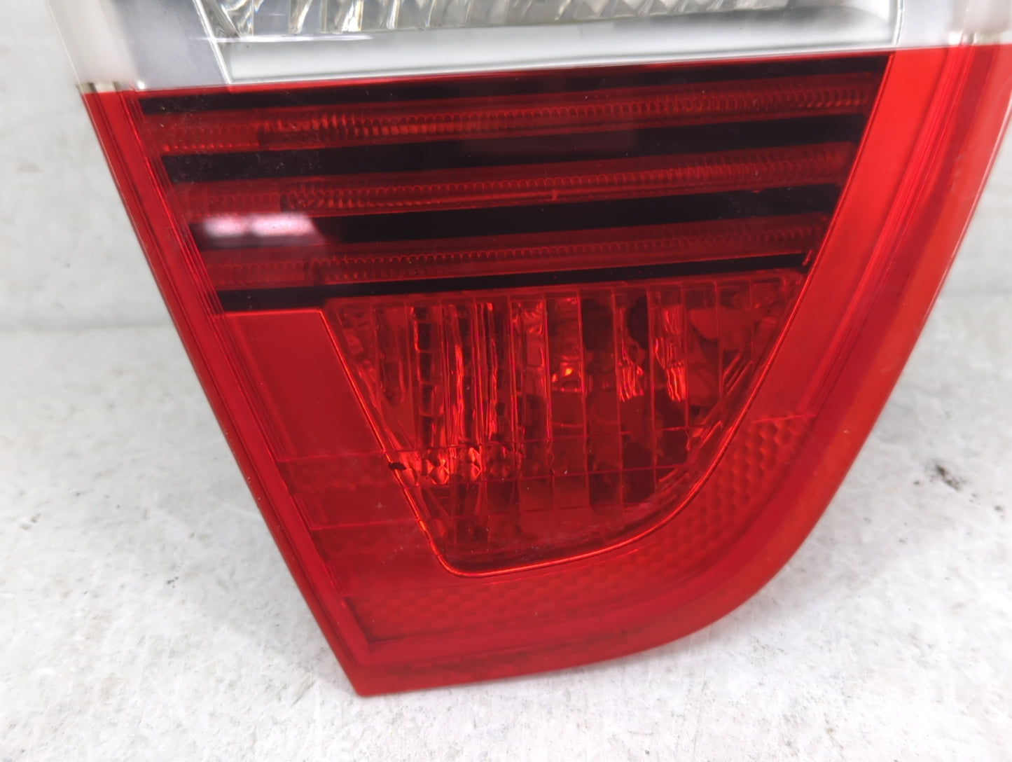 2004-2006 Bmw M3 Tail Light Assembly Driver Left OEM P/N:1090028 Fits Fits 2004 2005 2006 OEM Used Auto Parts - Oemusedautop