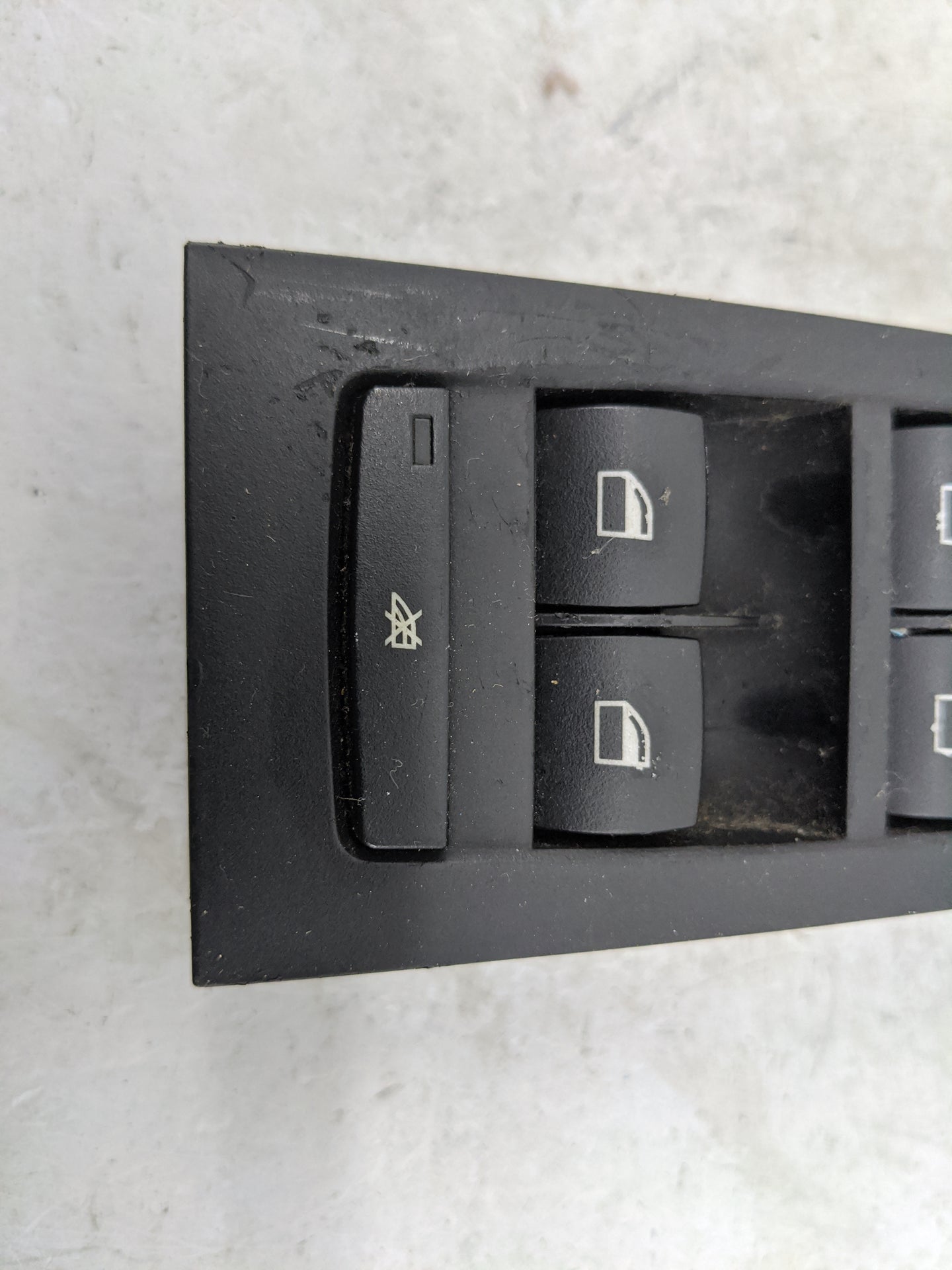 2006 Bmw M3 Master Power Window Switch Replacement Driver Side Left P/N:6948632-06 Fits OEM Used Auto Parts - Oemusedautopar