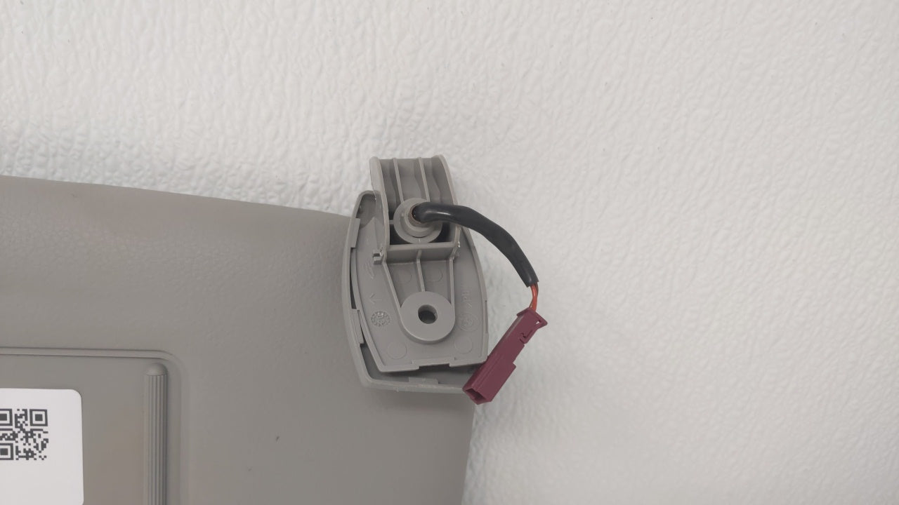 2006 Bmw M5 Sun Visor Shade Replacement Passenger Right Mirror Fits OEM Used Auto Parts - Oemusedautoparts1.com