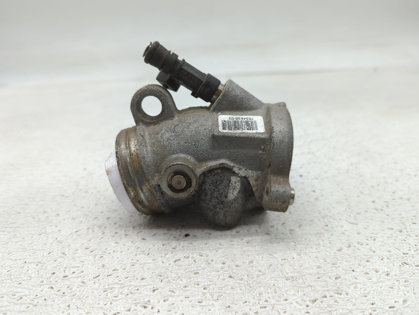 2006-2010 Bmw M6 Throttle Body P/N:7834832-02 Fits Fits 2006 2007 2008 2009 2010 OEM Used Auto Parts - Oemusedautoparts1.com