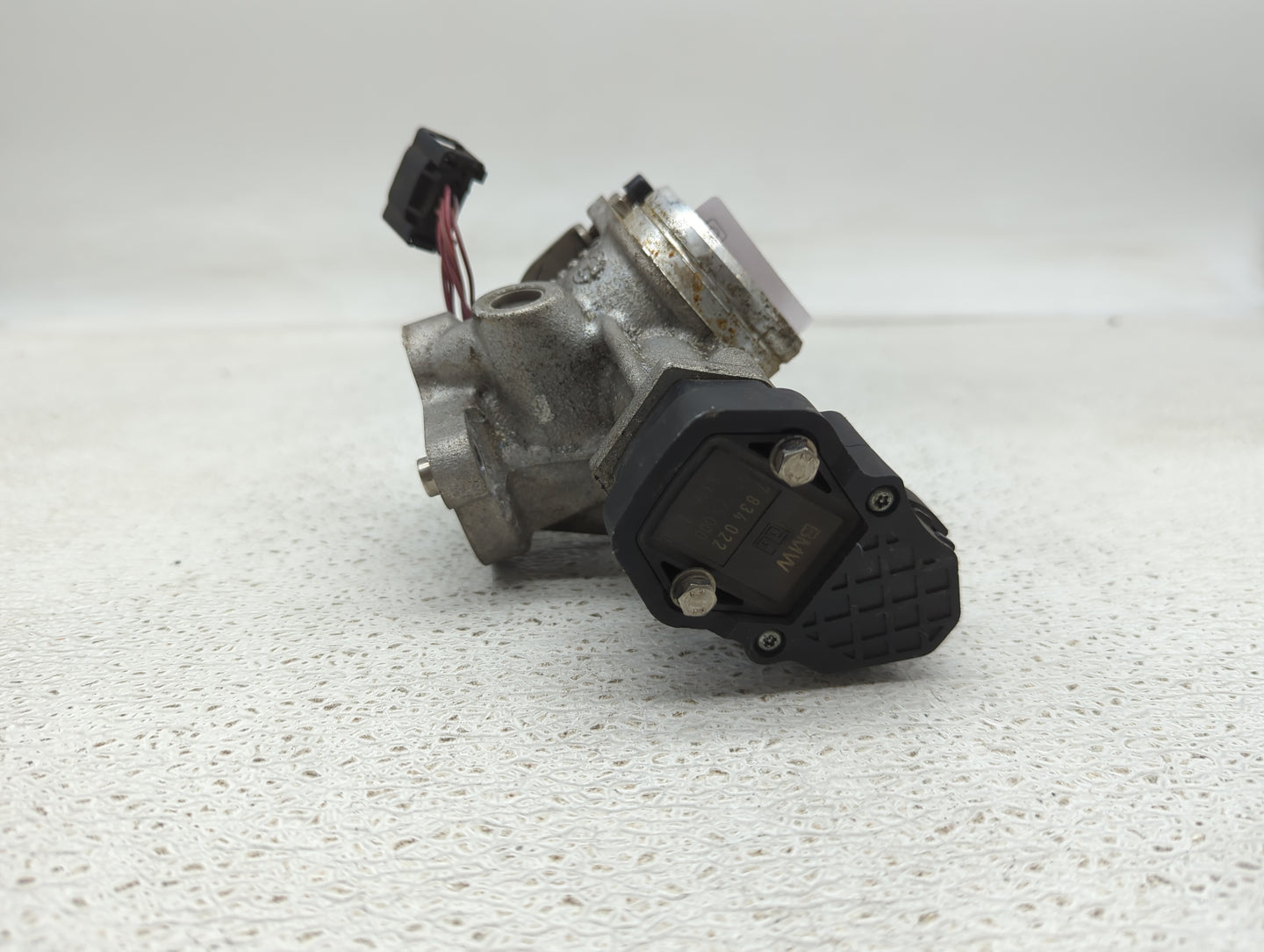 2006-2010 Bmw M6 Throttle Body P/N:737982Z6 7836160, 91775340/02 Fits Fits 2006 2007 2008 2009 2010 OEM Used Auto Parts - Oe