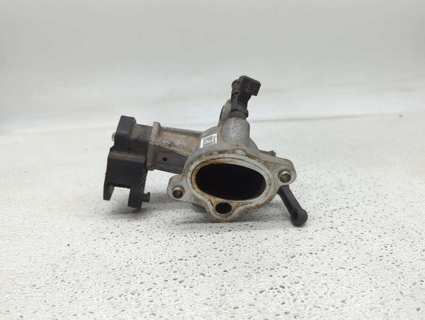 2006-2010 Bmw M6 Throttle Body P/N:7834022 91775000 Fits Fits 2006 2007 2008 2009 2010 OEM Used Auto Parts - Oemusedautopart