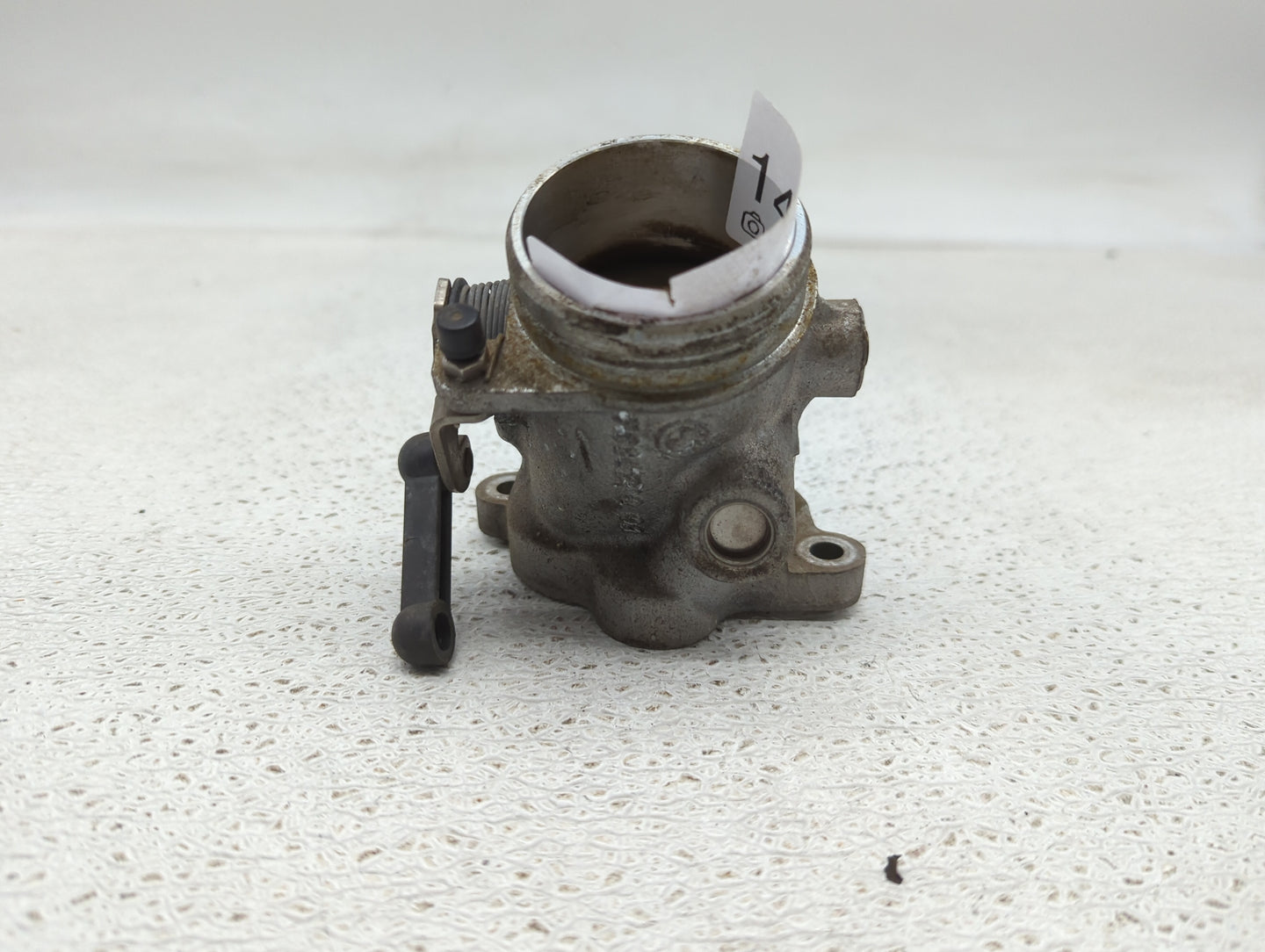 2006-2010 Bmw M6 Throttle Body P/N:7833133 Fits Fits 2006 2007 2008 2009 2010 OEM Used Auto Parts - Oemusedautoparts1.com