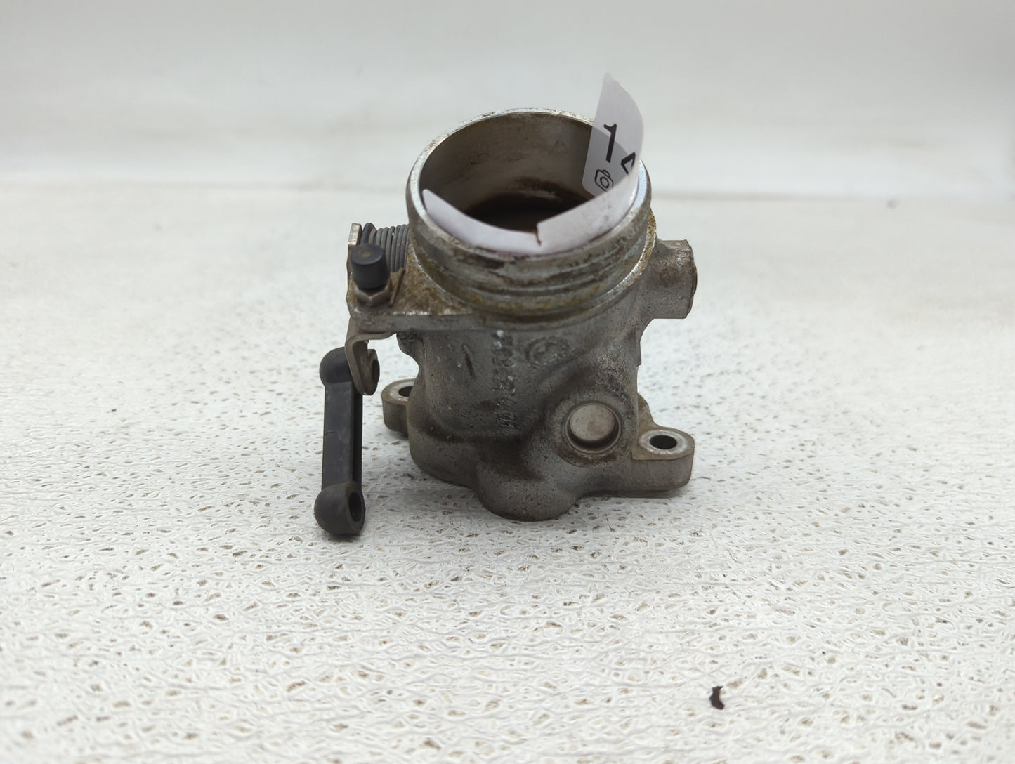 2006-2010 Bmw M6 Throttle Body P/N:7833133 Fits Fits 2006 2007 2008 2009 2010 OEM Used Auto Parts - Oemusedautoparts1.com
