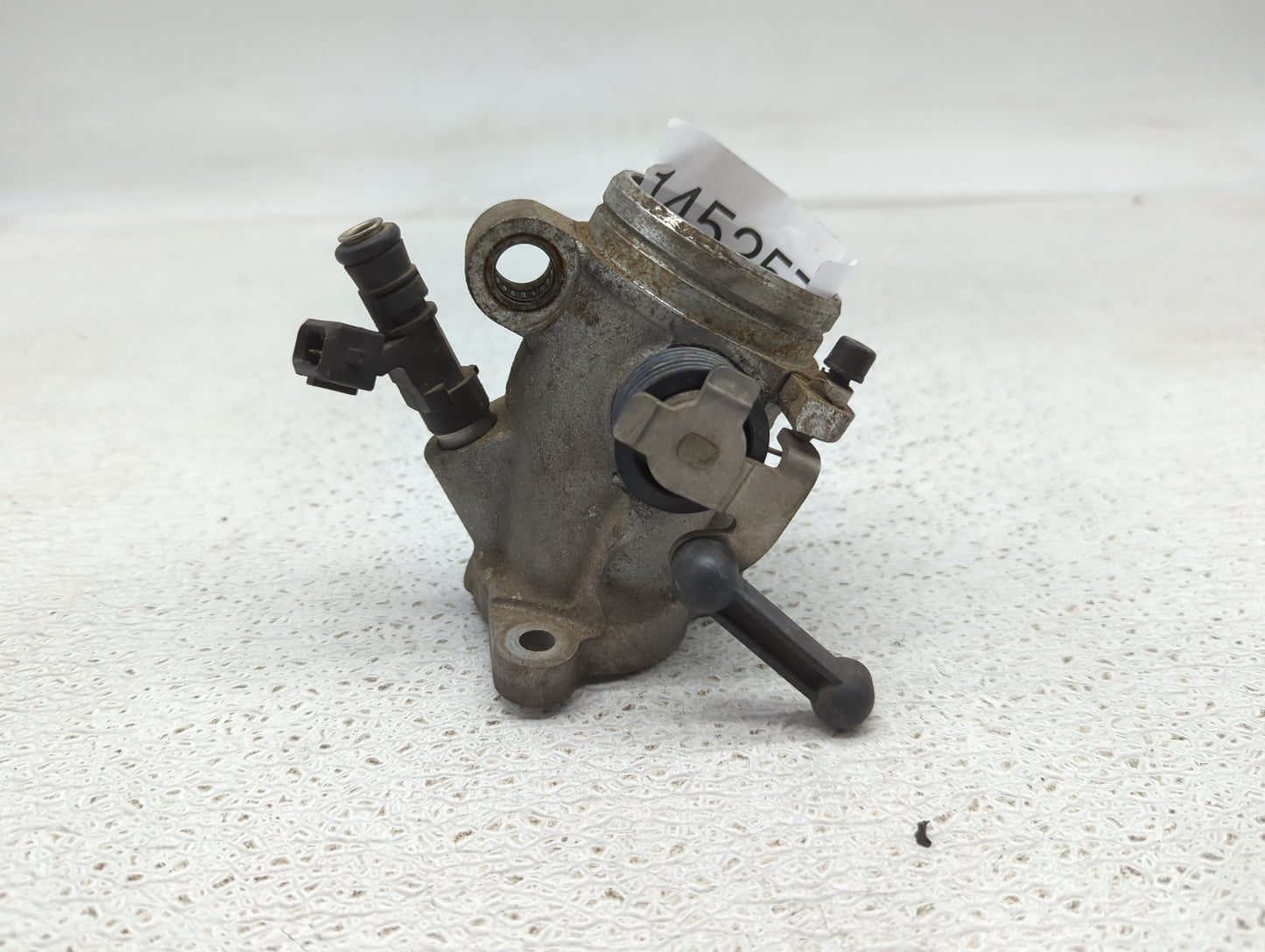 2006-2010 Bmw M6 Throttle Body P/N:7833133 Fits Fits 2006 2007 2008 2009 2010 OEM Used Auto Parts - Oemusedautoparts1.com