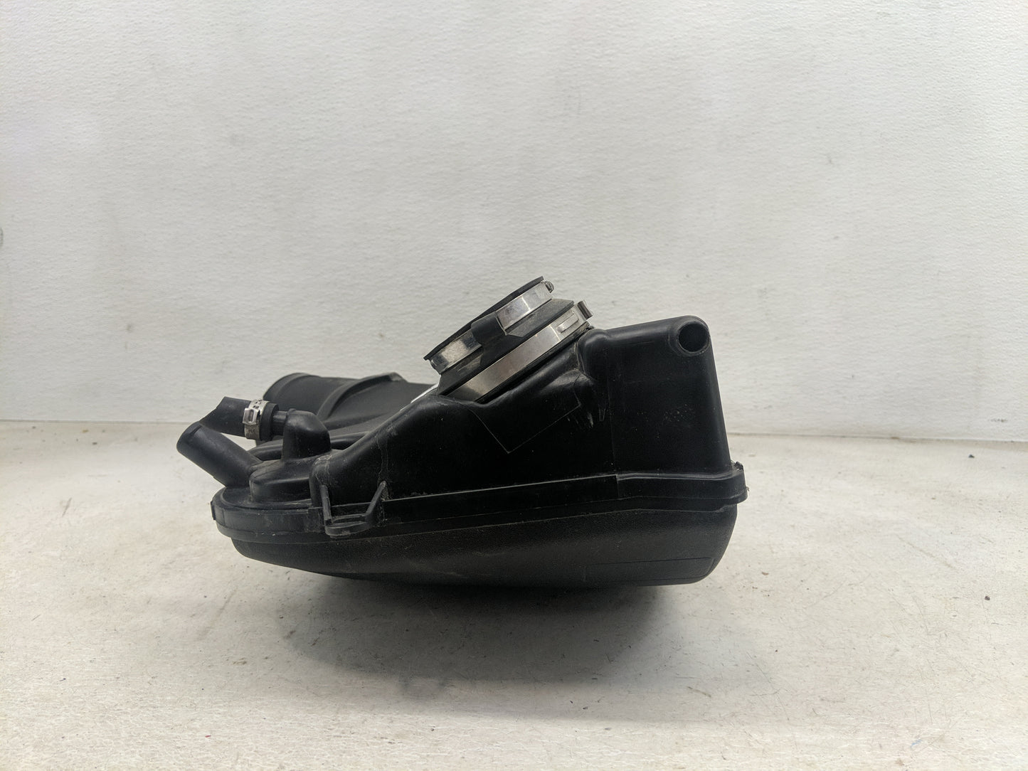 2006-2010 Bmw M6 Air Cleaner Intake-duct Hose Tube - Oemusedautoparts1.com