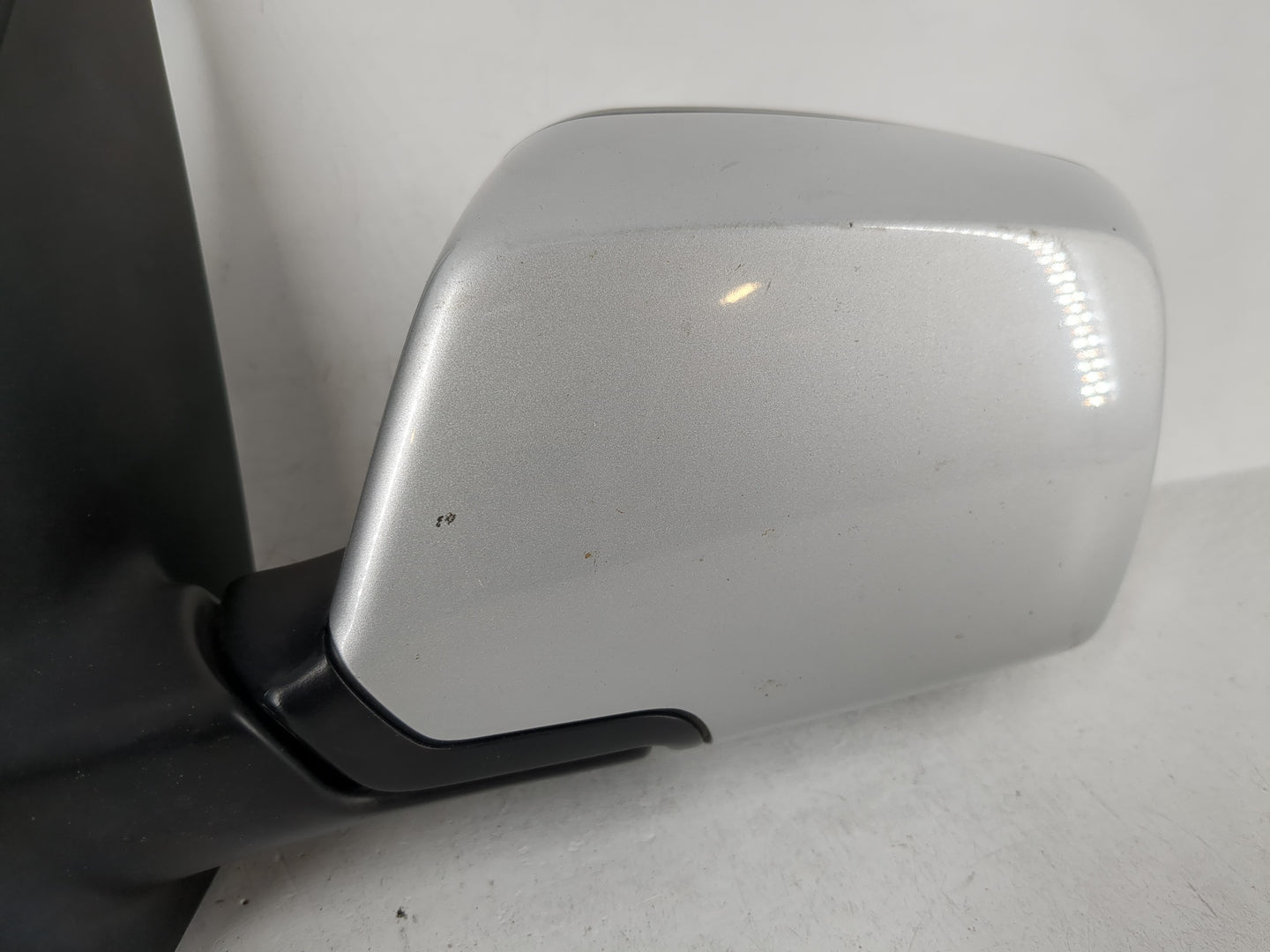 2004-2006 Bmw X3 Driver Side View Mirror - Left Door Mirror OEM Used - Oemusedautoparts1.com