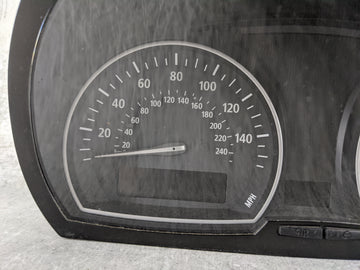 2004-2006 Bmw X3 Instrument Cluster Speedometer Gauges P/N:1024670-32 3416120-02, 258115-10 Miles:107K Fits Fits 2004 2005 2006 OEM Used Auto Parts