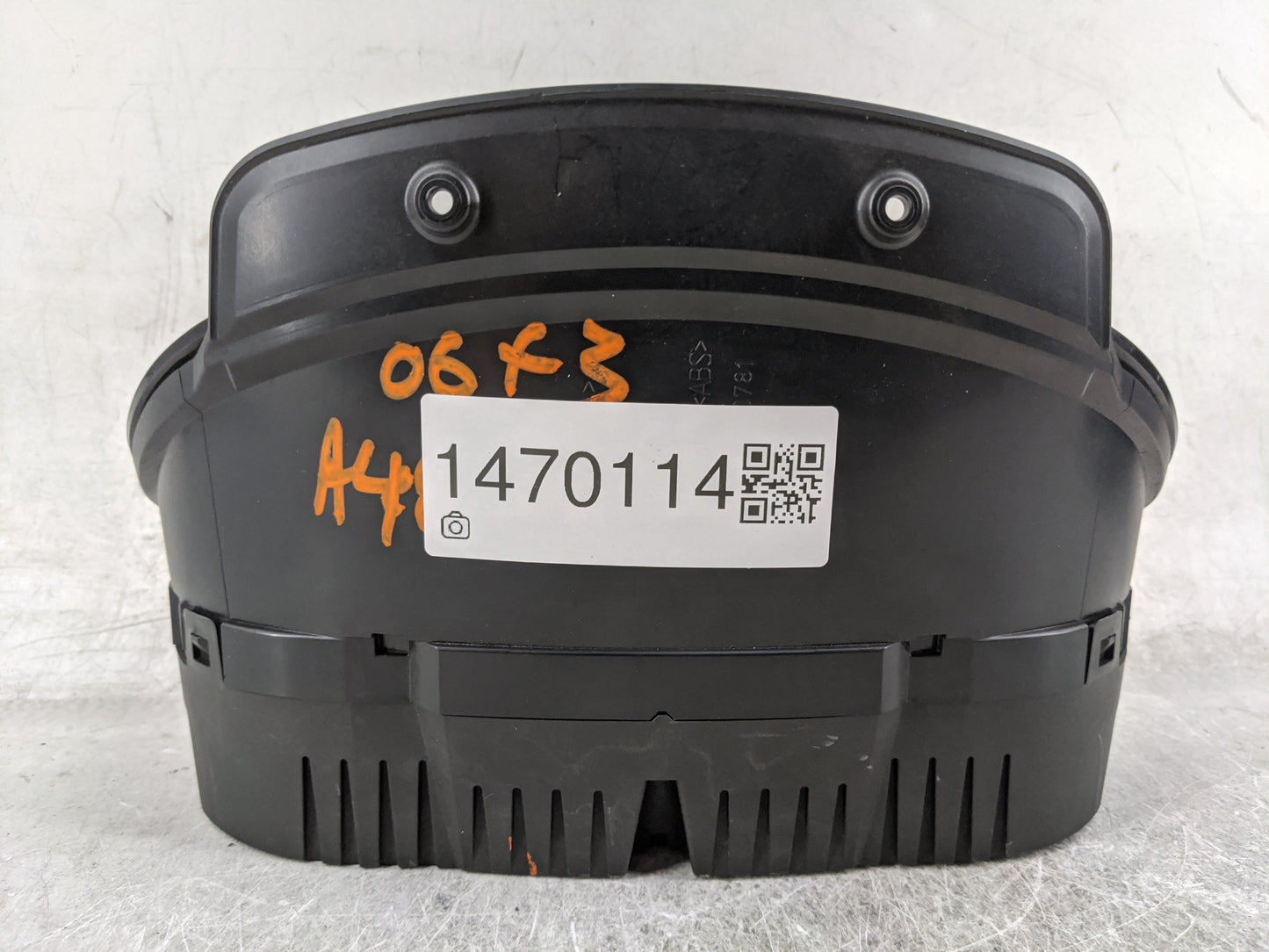 2004-2006 Bmw X3 Instrument Cluster Speedometer Gauges P/N:1024670-32 3416120-02, 258115-10 Miles:107K Fits Fits 2004 2005 2