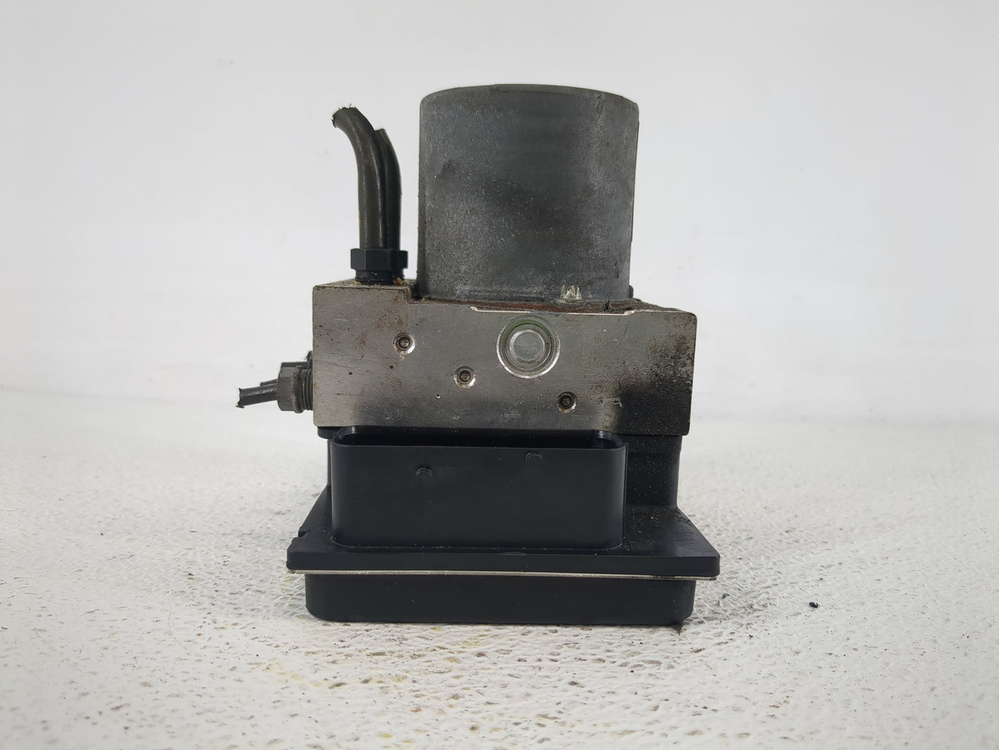 2004-2006 Bmw X5 ABS Pump Control Module Replacement P/N:3451 6762059-01 Fits Fits 2004 2005 2006 OEM Used Auto Parts - Oemu