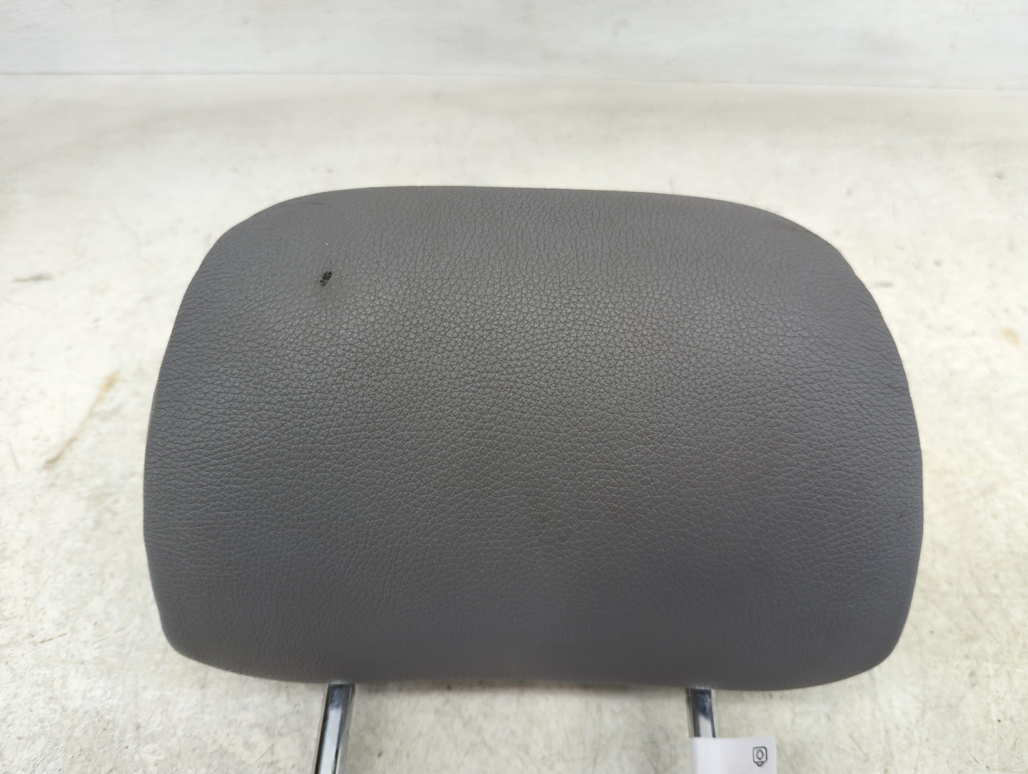 2006 Bmw X5 Headrest Head Rest Rear Seat Fits OEM Used Auto Parts - Oemusedautoparts1.com
