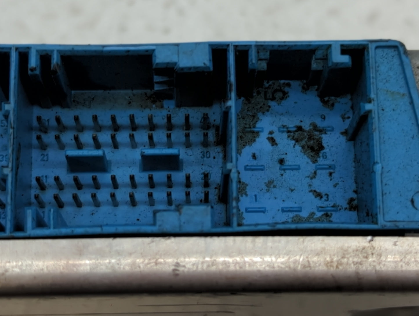 2004-2006 Bmw X5 Chassis Control Module Ccm Bcm Body Control 7 532 988 - Oemusedautoparts1.com