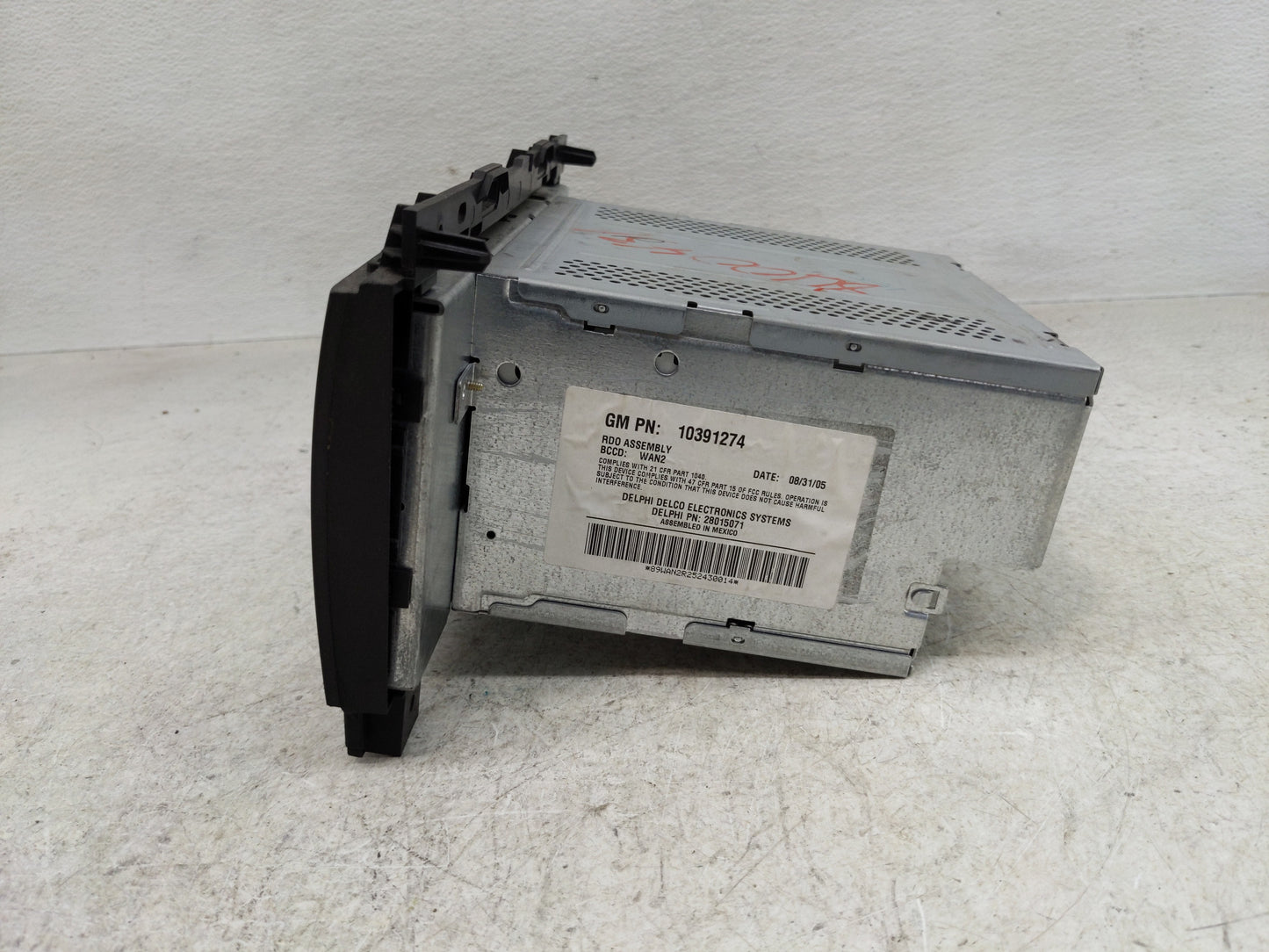 2005-2007 Buick Lacrosse Radio AM FM Cd Player Receiver Replacement P/N:10391274 Fits Fits 2005 2006 2007 OEM Used Auto Part