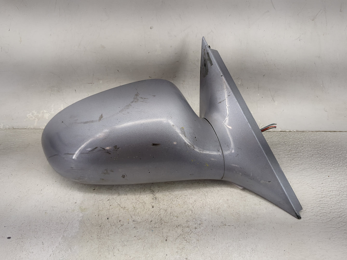 2005-2008 Buick Lacrosse Passenger Side View Mirror - Right Door Mirror OEM Used - Oemusedautoparts1.com