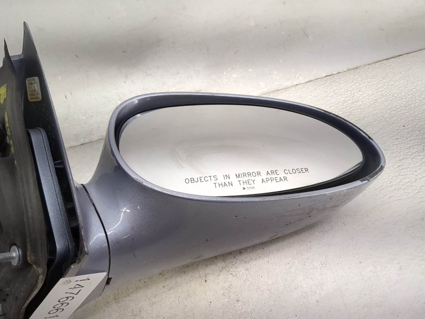 2005-2008 Buick Lacrosse Passenger Side View Mirror - Right Door Mirror OEM Used - Oemusedautoparts1.com