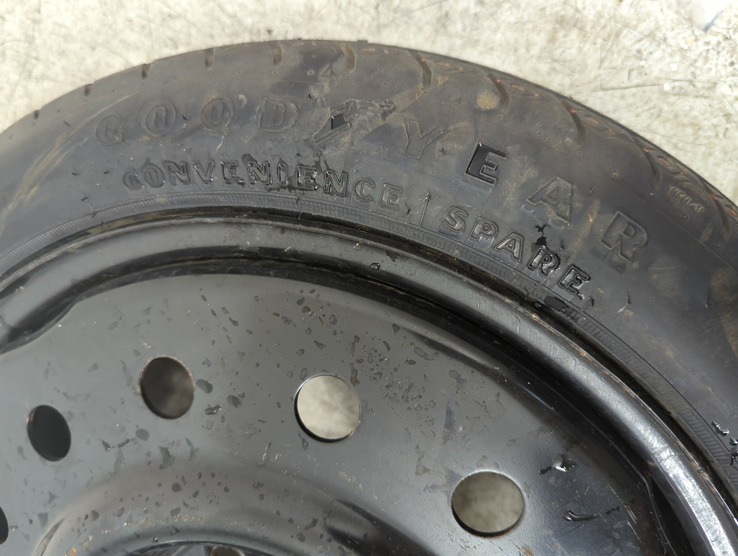 2005-2009 Buick Lacrosse Spare Donut Tire Wheel Rim Oem 5038431 - Oemusedautoparts1.com