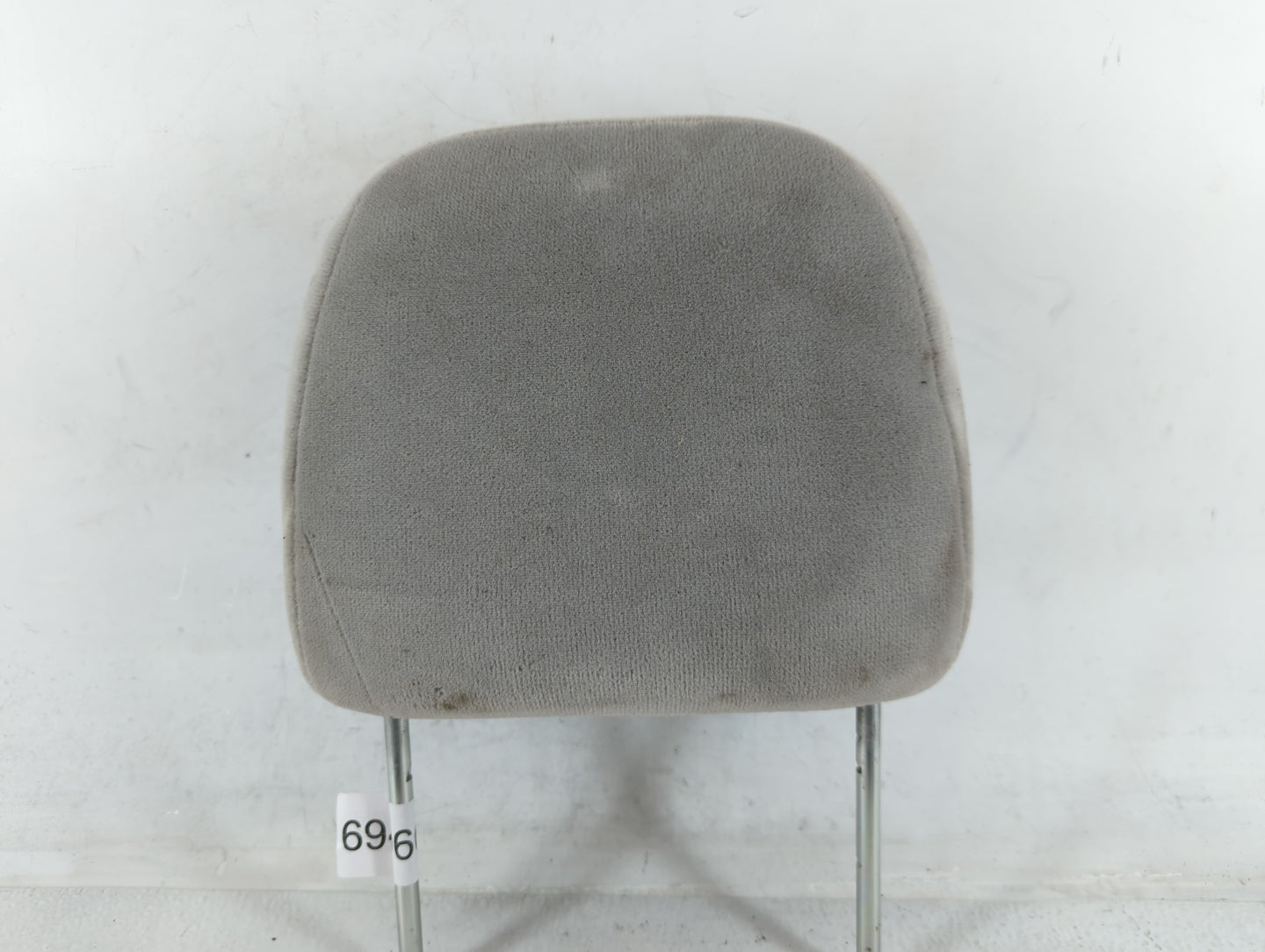 2005-2009 Buick Lacrosse Headrest Head Rest Rear Seat Gray - Oemusedautoparts1.com