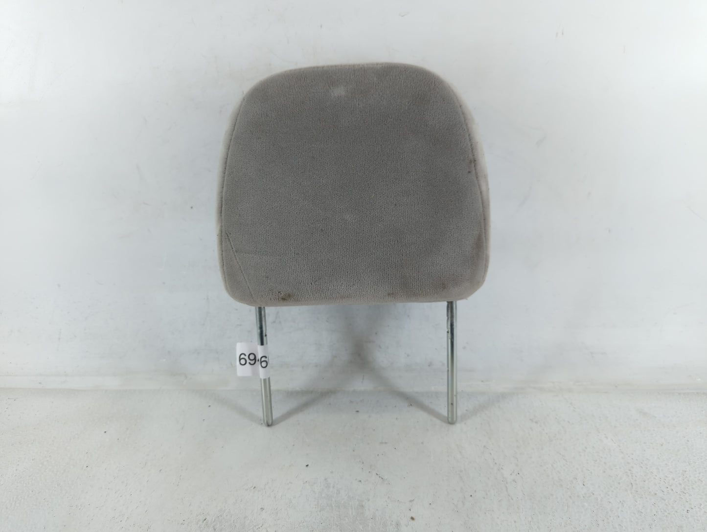 2005-2009 Buick Lacrosse Headrest Head Rest Rear Seat Gray - Oemusedautoparts1.com