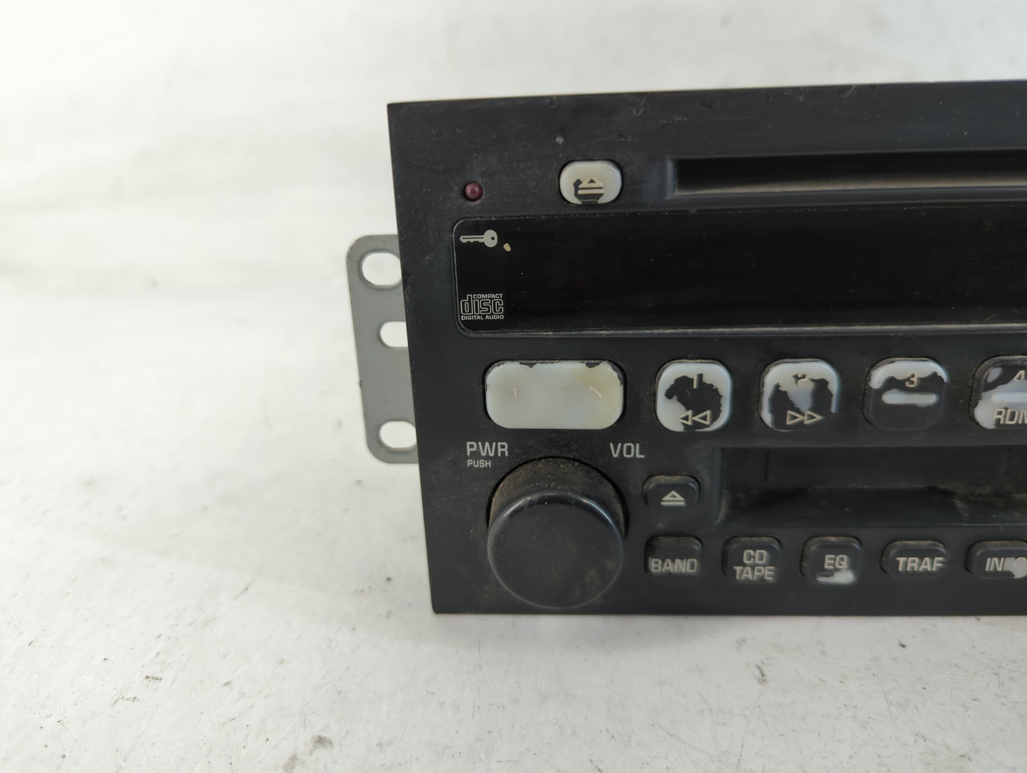 2006-2009 Buick Lacrosse Radio AM FM Cd Player Receiver Replacement P/N:10333584 Fits Fits 2006 2007 2008 2009 OEM Used Auto