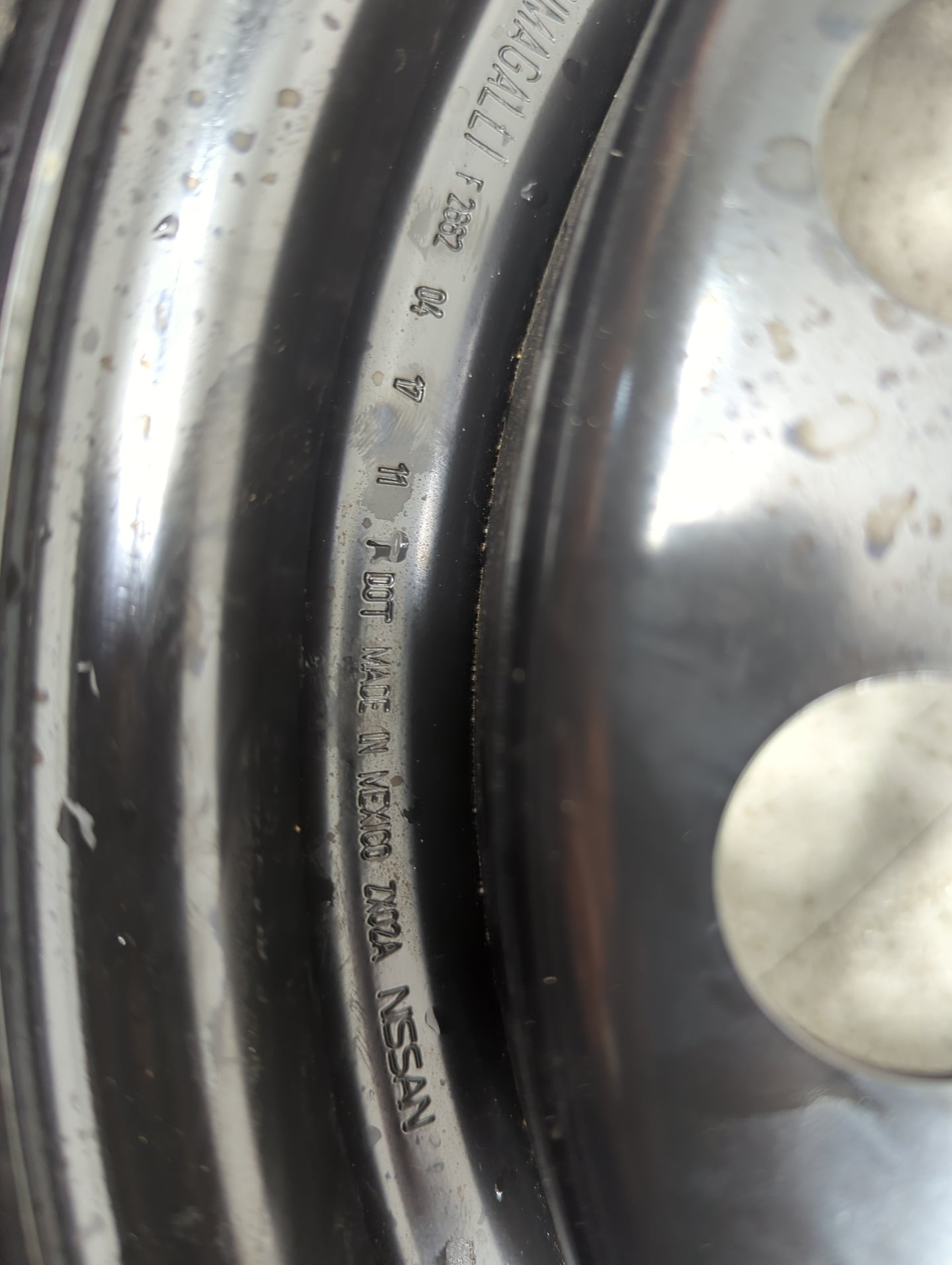 2005-2009 Buick Lacrosse Spare Donut Tire Wheel Rim Oem 878316 - Oemusedautoparts1.com