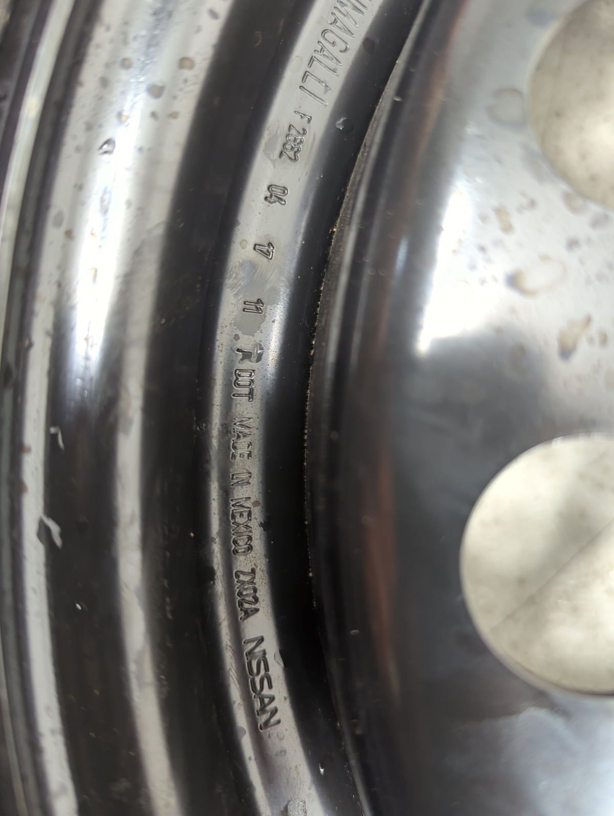 2005-2009 Buick Lacrosse Spare Donut Tire Wheel Rim Oem 878316 - Oemusedautoparts1.com