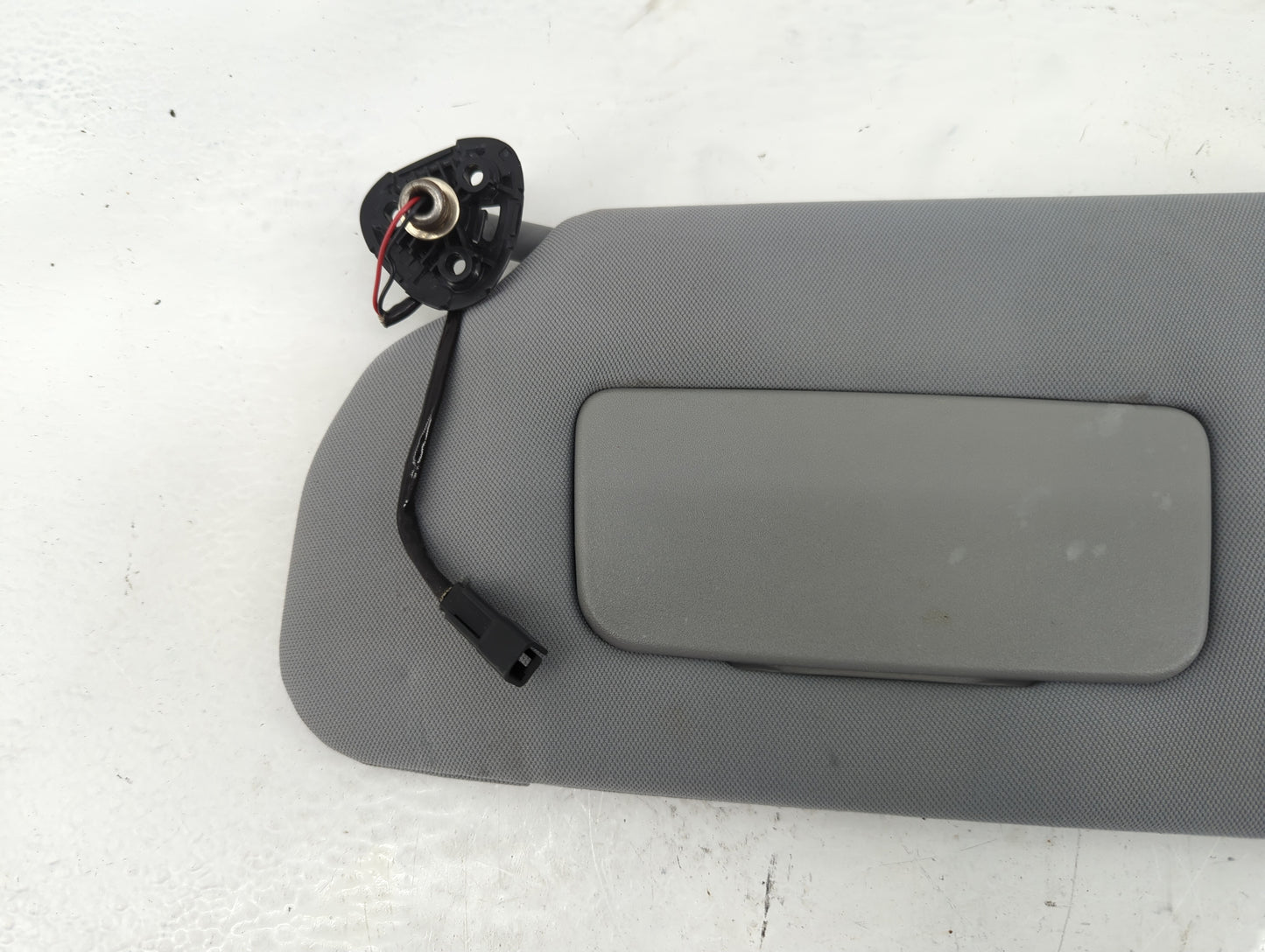2005-2009 Buick Lacrosse Sun Visor Shade Replacement Driver Left Mirror Fits Fits 2005 2006 2007 2008 2009 OEM Used Auto Par
