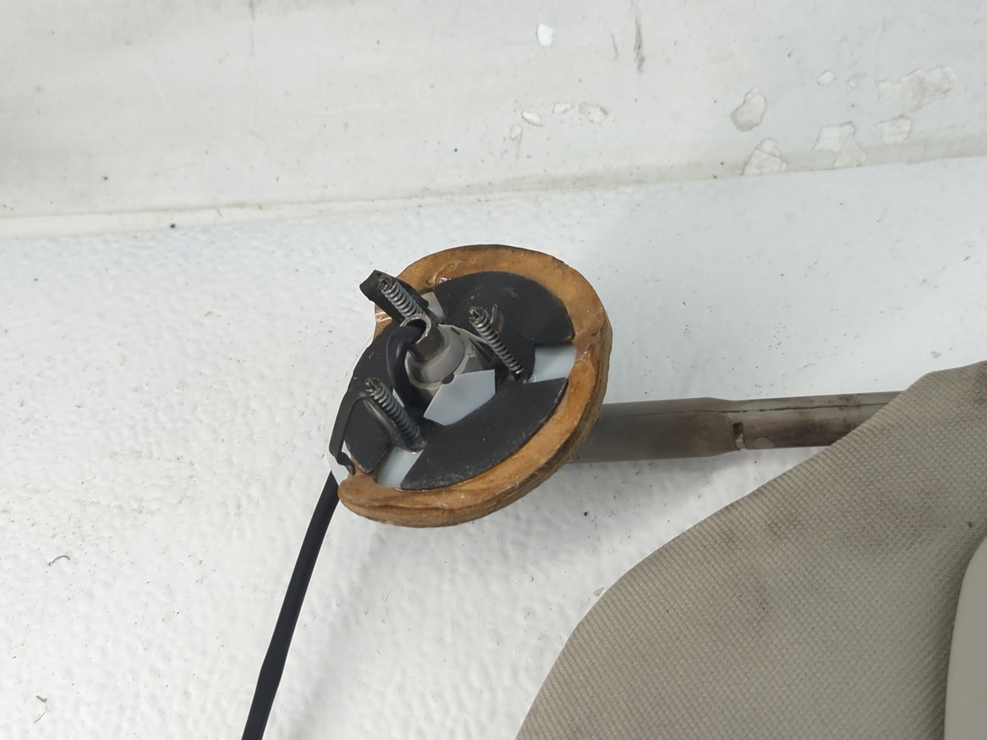 2006-2011 Buick Lucerne Sun Visor Shade Replacement Driver Left Mirror Fits Fits 2006 2007 2008 2009 2010 2011 OEM Used Auto