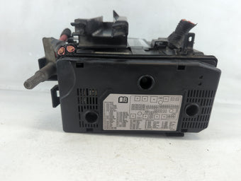 compare product 2006-2007 Buick Lucerne Fusebox Fuse Box Panel Relay Module P/N:15812664 Fits Fits 2006 2007 OEM Used Auto Parts