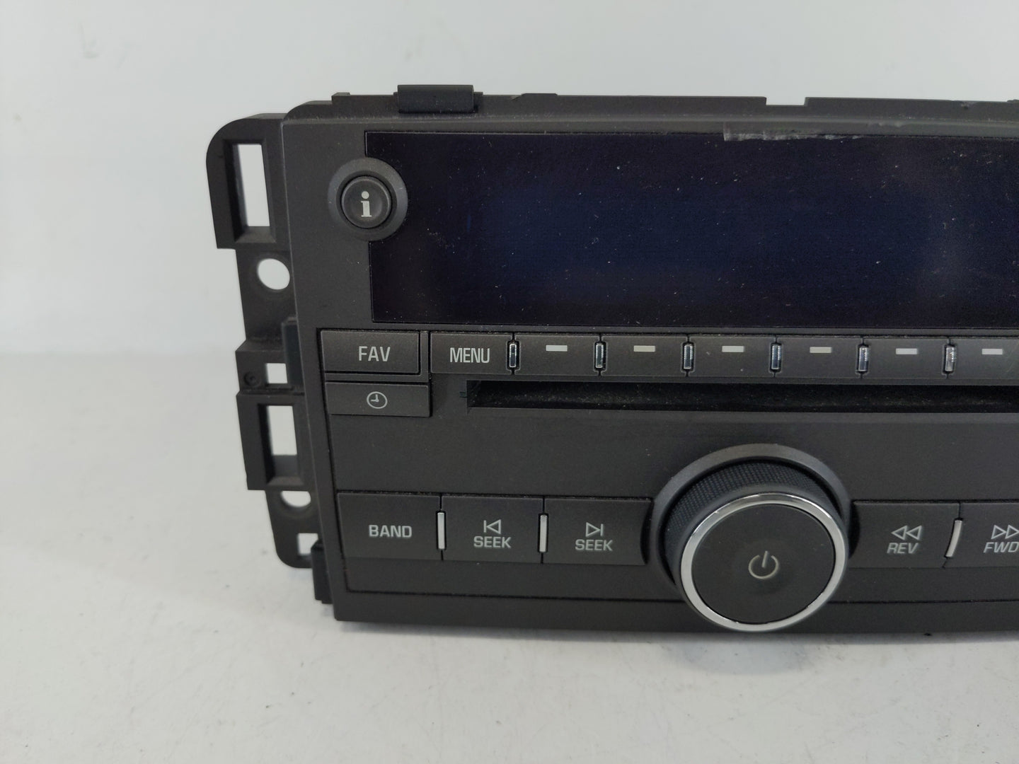 2006 Buick Lucerne Radio AM FM Cd Player Receiver Replacement P/N:15871700 Fits OEM Used Auto Parts - Oemusedautoparts1.com