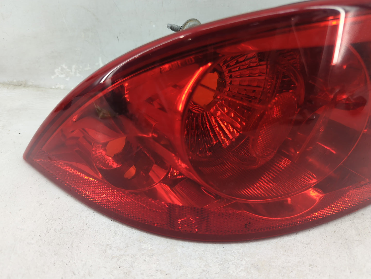 2006-2011 Buick Lucerne Tail Light Assembly Driver Left OEM Fits Fits 2006 2007 2008 2009 2010 2011 OEM Used Auto Parts - Oe